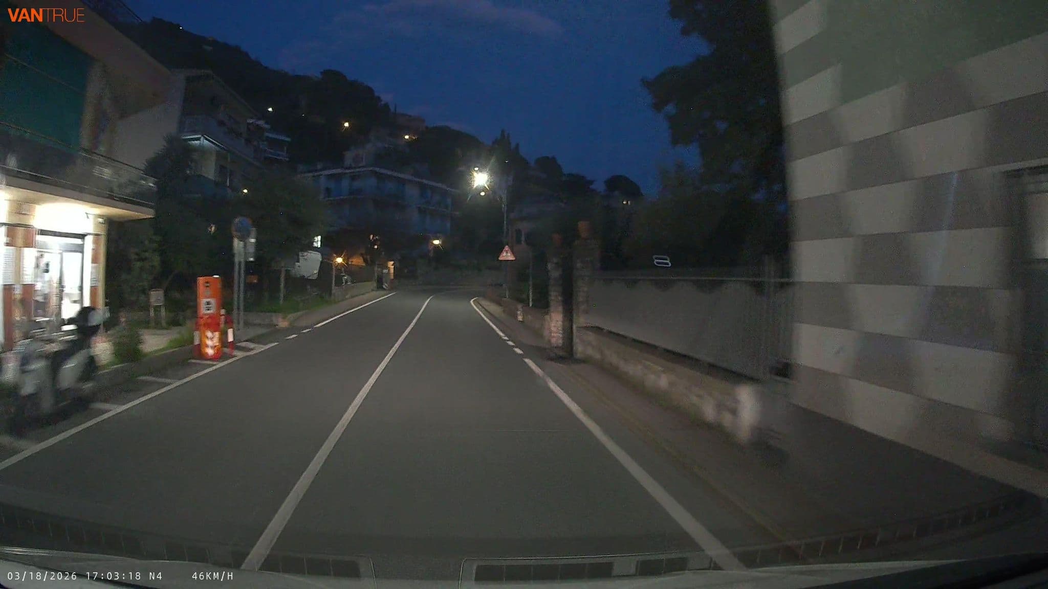 Street view near Casa di Riposo Pineta Marina, Bogliasco — © lucia_ (CC BY-SA · Mapillary)
