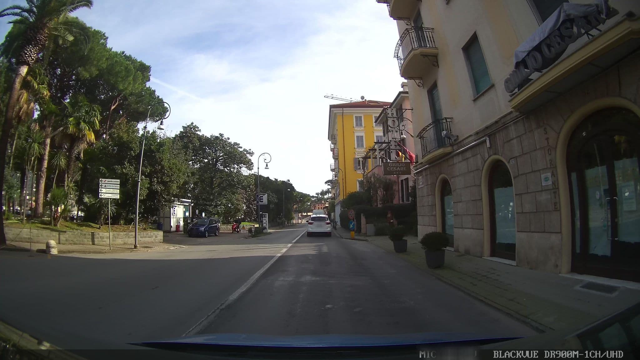 Street view near Dante Flexyrent Apartment, Rapallo — © jrachi (CC BY-SA · Mapillary)