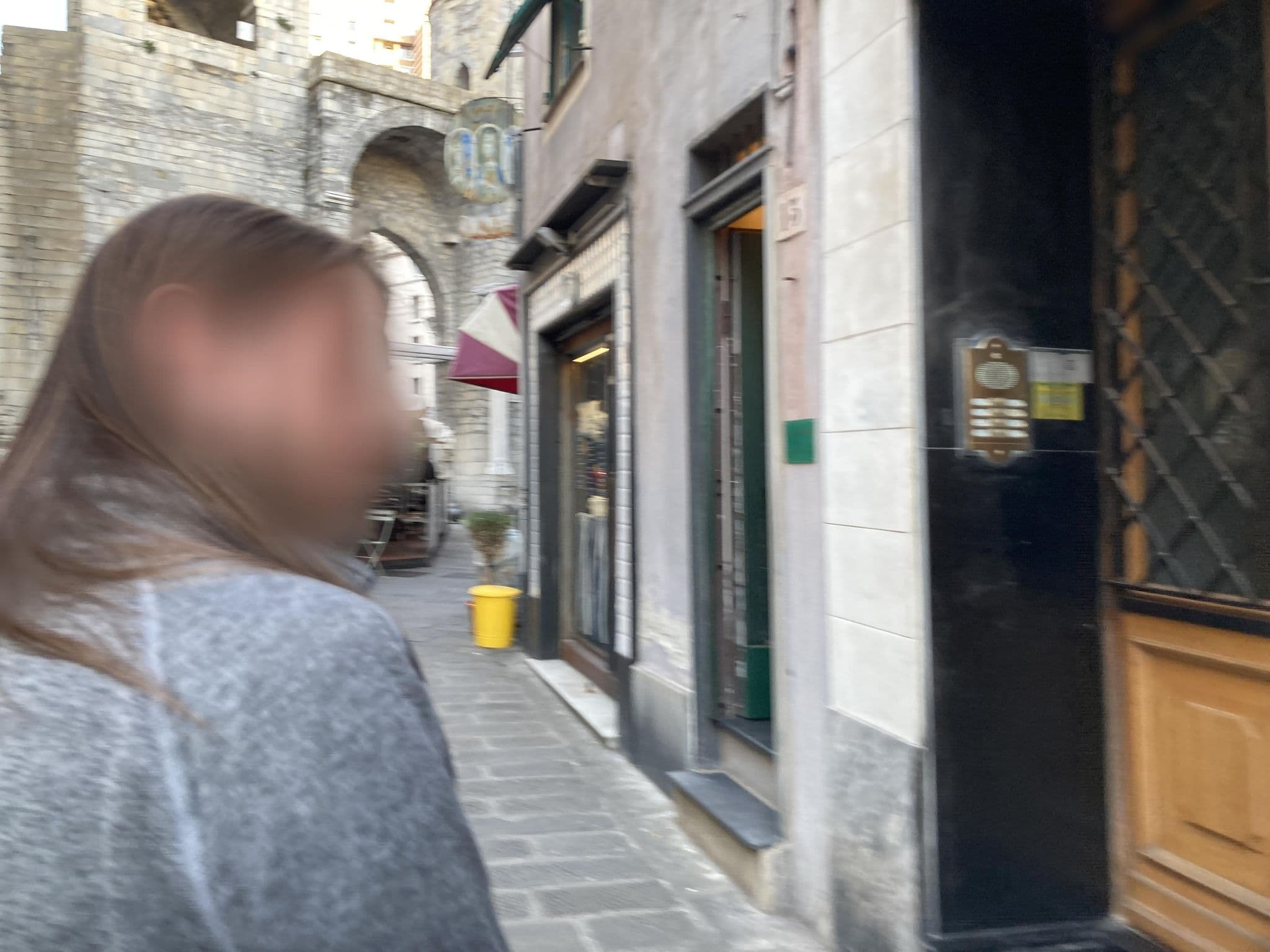 Street view near Albergo Colombo di Dido Patrizia, Genoa — © deleted_user (CC BY-SA · Mapillary)