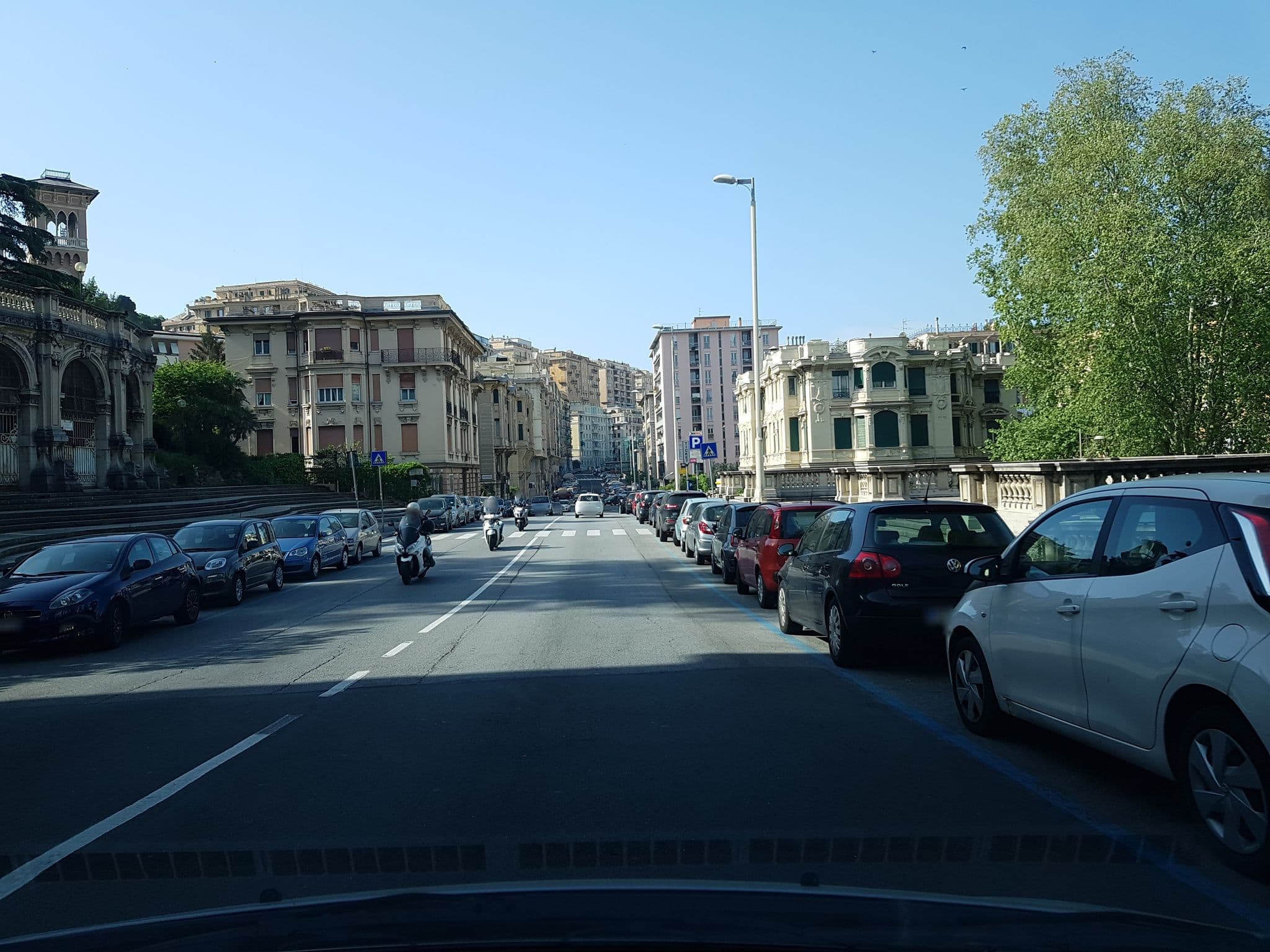 Street view near La Casa di Sara, Genoa — © ale_zena_it (CC BY-SA · Mapillary)