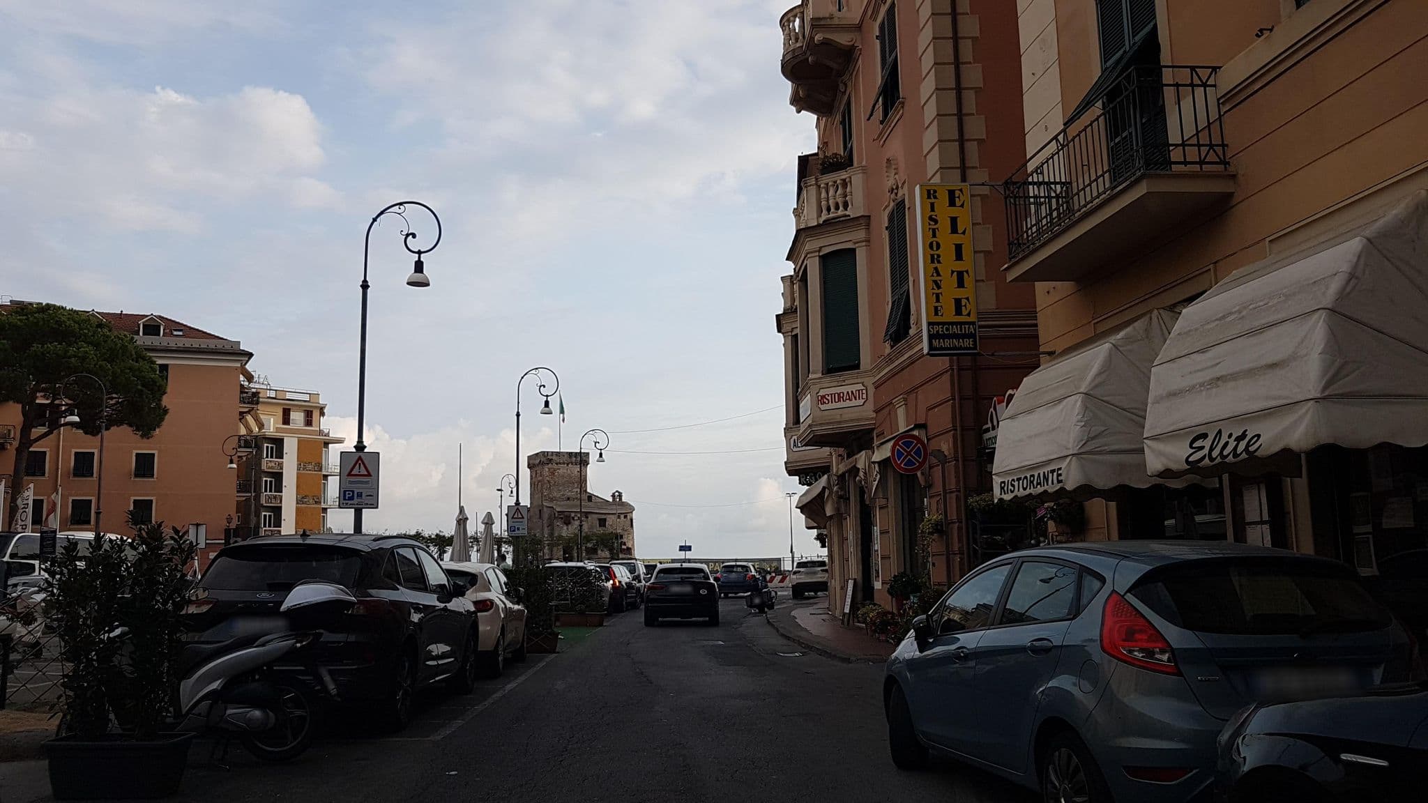 Street view near Italy Rapallo:Veronica - 206, Rapallo — © jopparn (CC BY-SA · Mapillary)