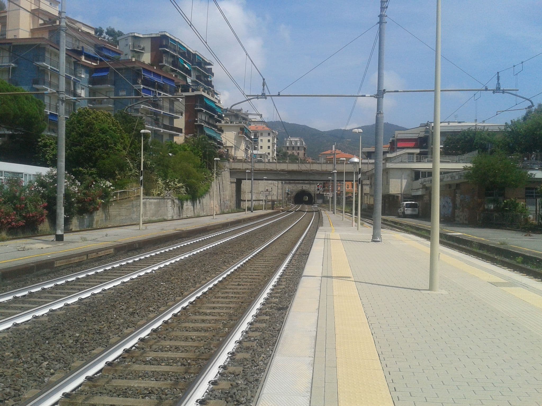 Street view near Park Hotel, Celle Ligure — © bubici (CC BY-SA · Mapillary)