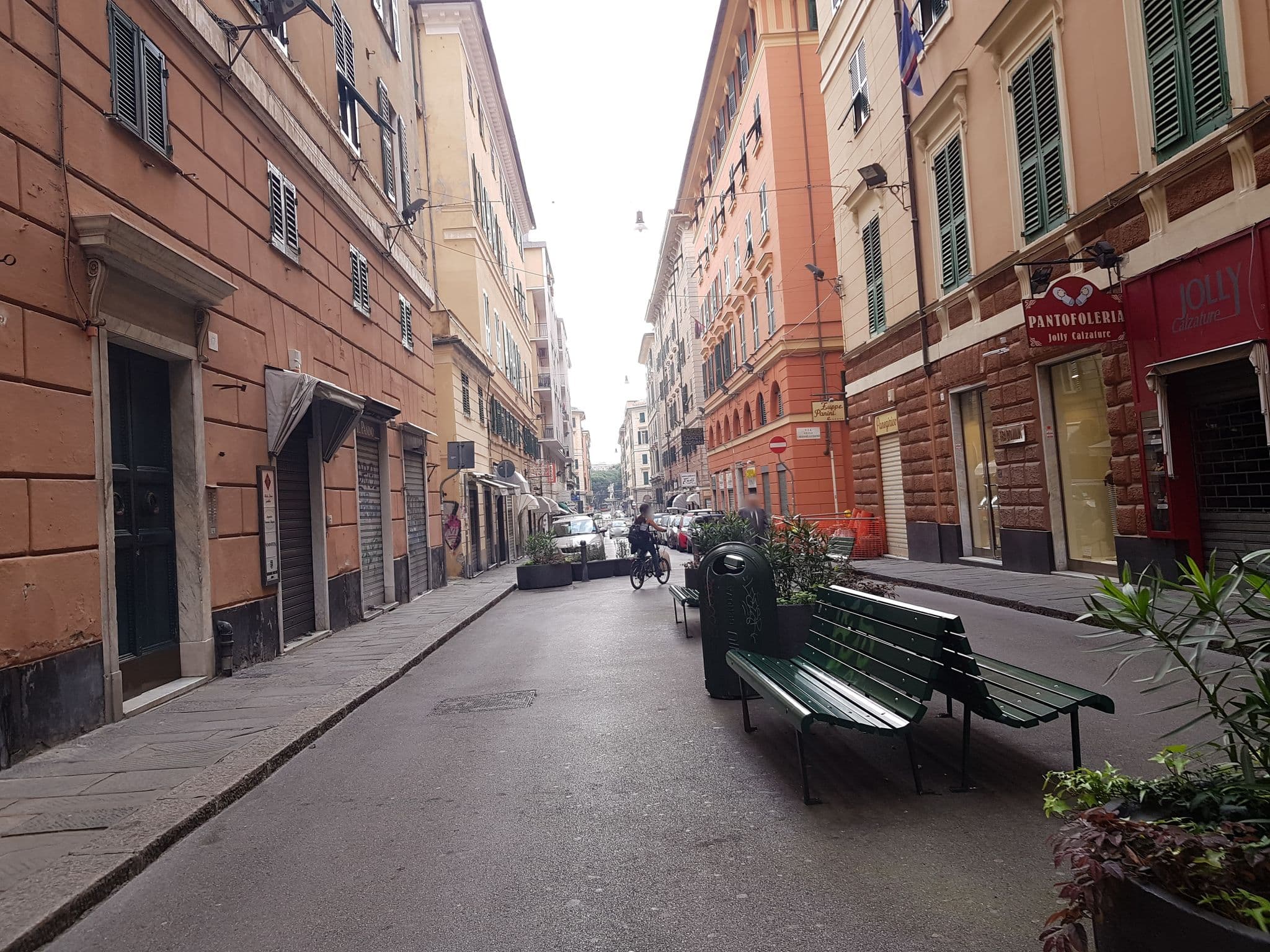 Street view near Circolo Unificato Dell'esercito, Genoa — © ale_zena_it (CC BY-SA · Mapillary)