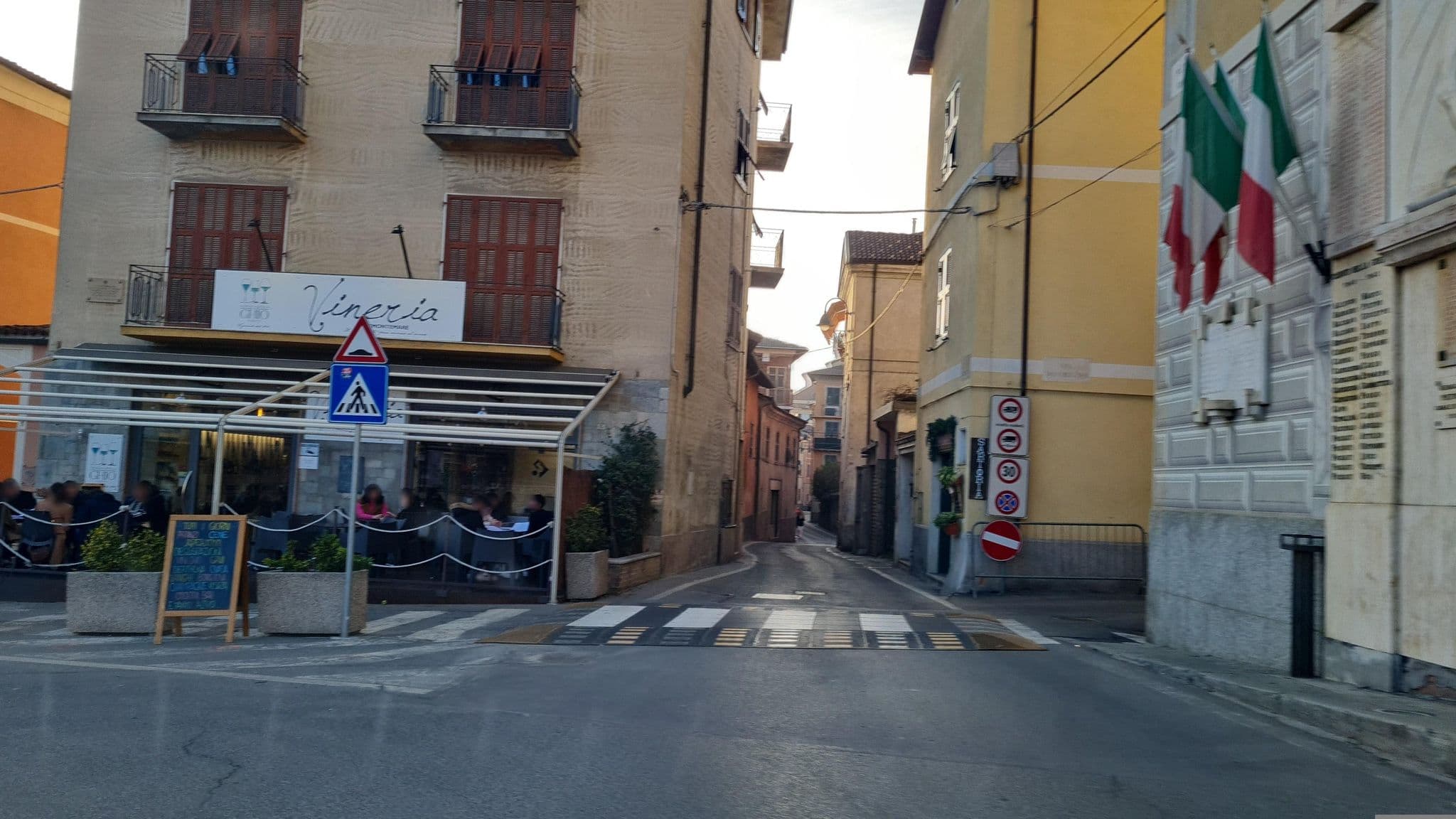 Street view near al cortile di gavi, Gavi — © laniuscollurio (CC BY-SA · Mapillary)