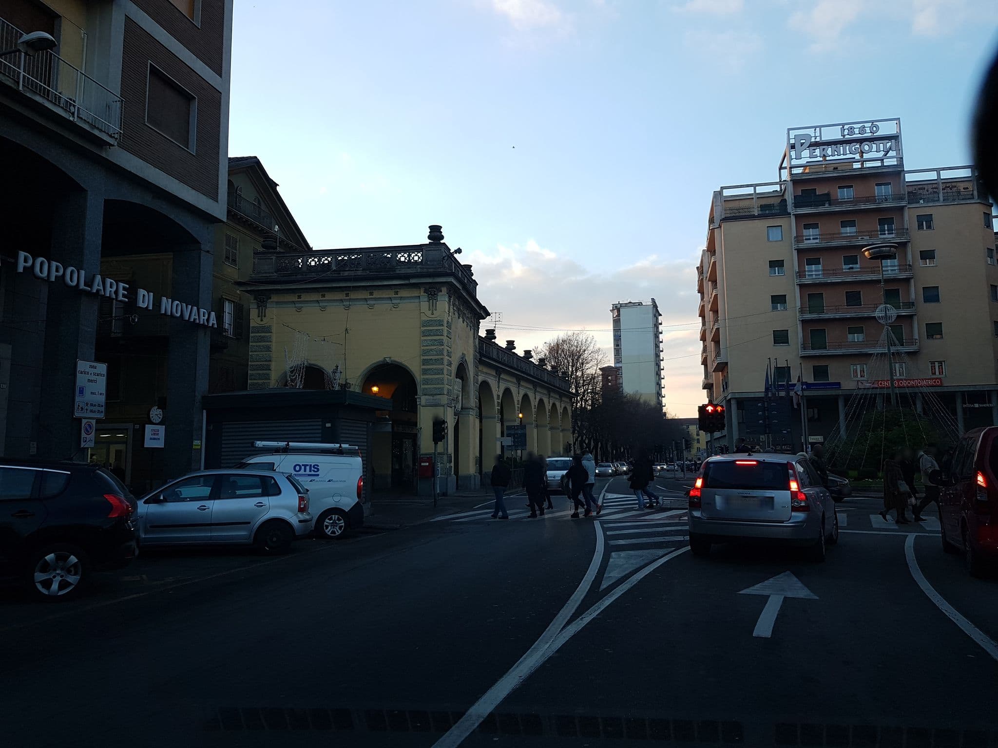 Street view near Hotel Viaggiatori, Novi Ligure — © ale_zena_it (CC BY-SA · Mapillary)