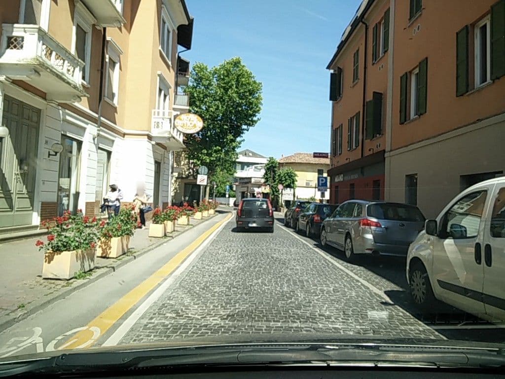 Street view near Albergo Hotel Genova, Salice Terme — © bellazambo (CC BY-SA · Mapillary)
