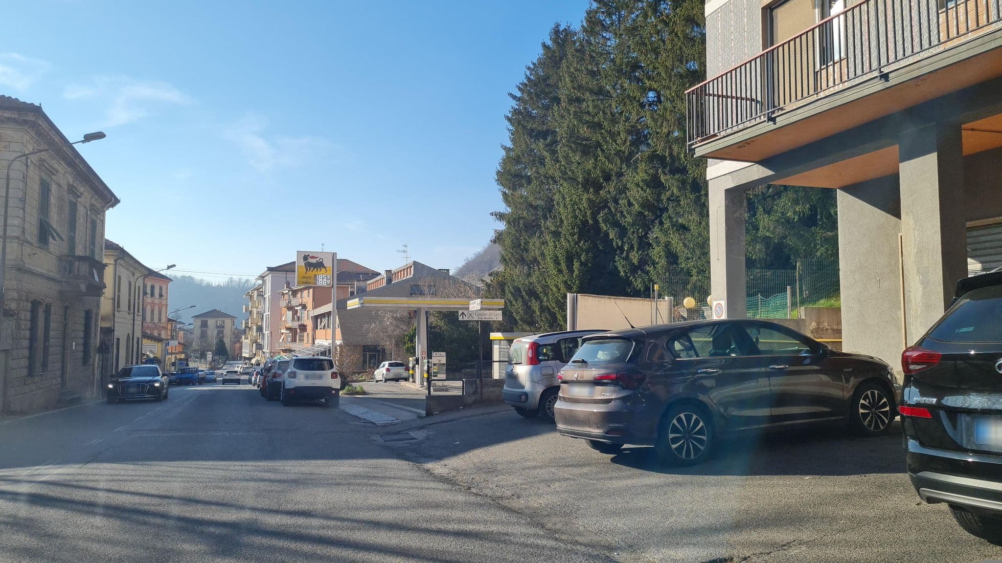 Street view near Villa Gavina, Gavi — © laniuscollurio (CC BY-SA · Mapillary)