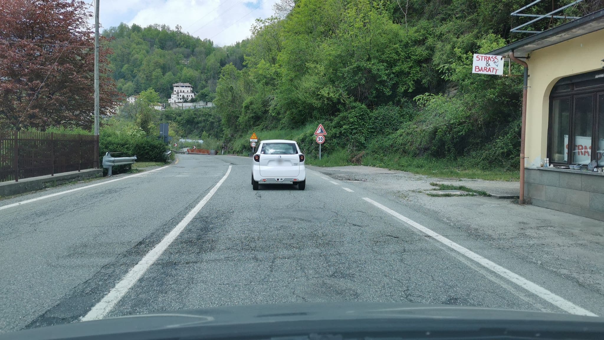 Street view near Cà di Spagna, Coassolo Torinese — © canfe (CC BY-SA · Mapillary)