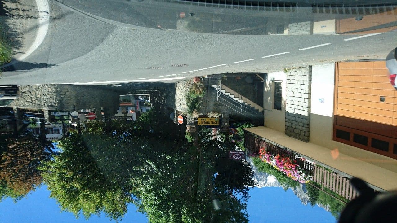 Street view near La Vallee Blanche di Lucato Maurizio e C. SAS, Courmayeur — © voschix (CC BY-SA · Mapillary)