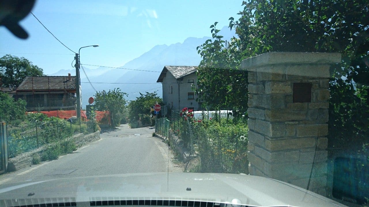 Street view near Lo Coppa Fen, Aosta — © voschix (CC BY-SA · Mapillary)