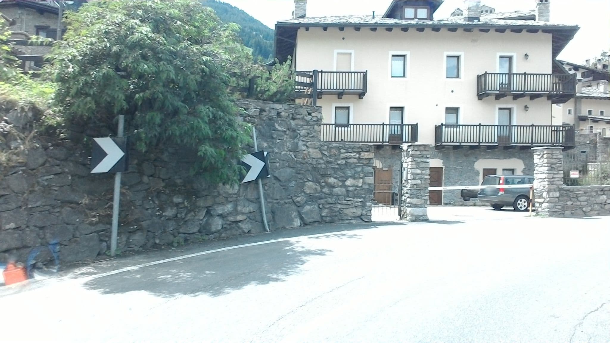 Street view near Casa Vauterin, Morgex — © mprins (CC BY-SA · Mapillary)