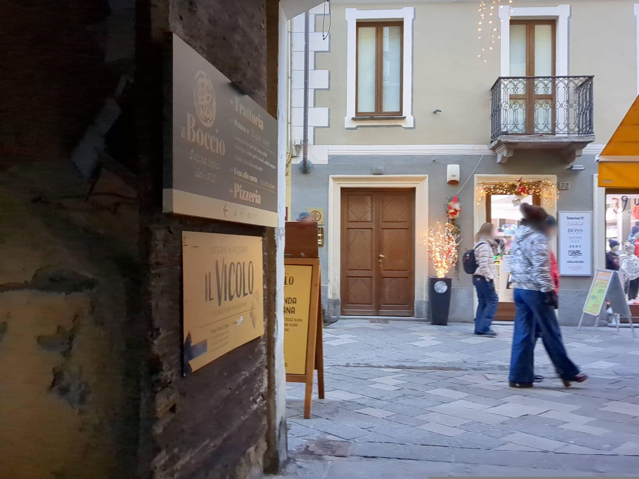 Street view near Relais Bondaz, Aosta — © jacopofar (CC BY-SA · Mapillary)