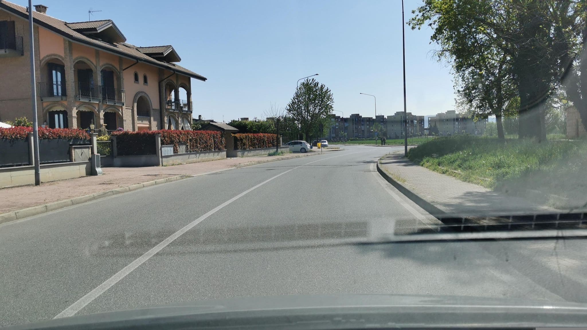 Street view near Bed and Breakfast Cascina Alpis, Volpiano — © canfe (CC BY-SA · Mapillary)