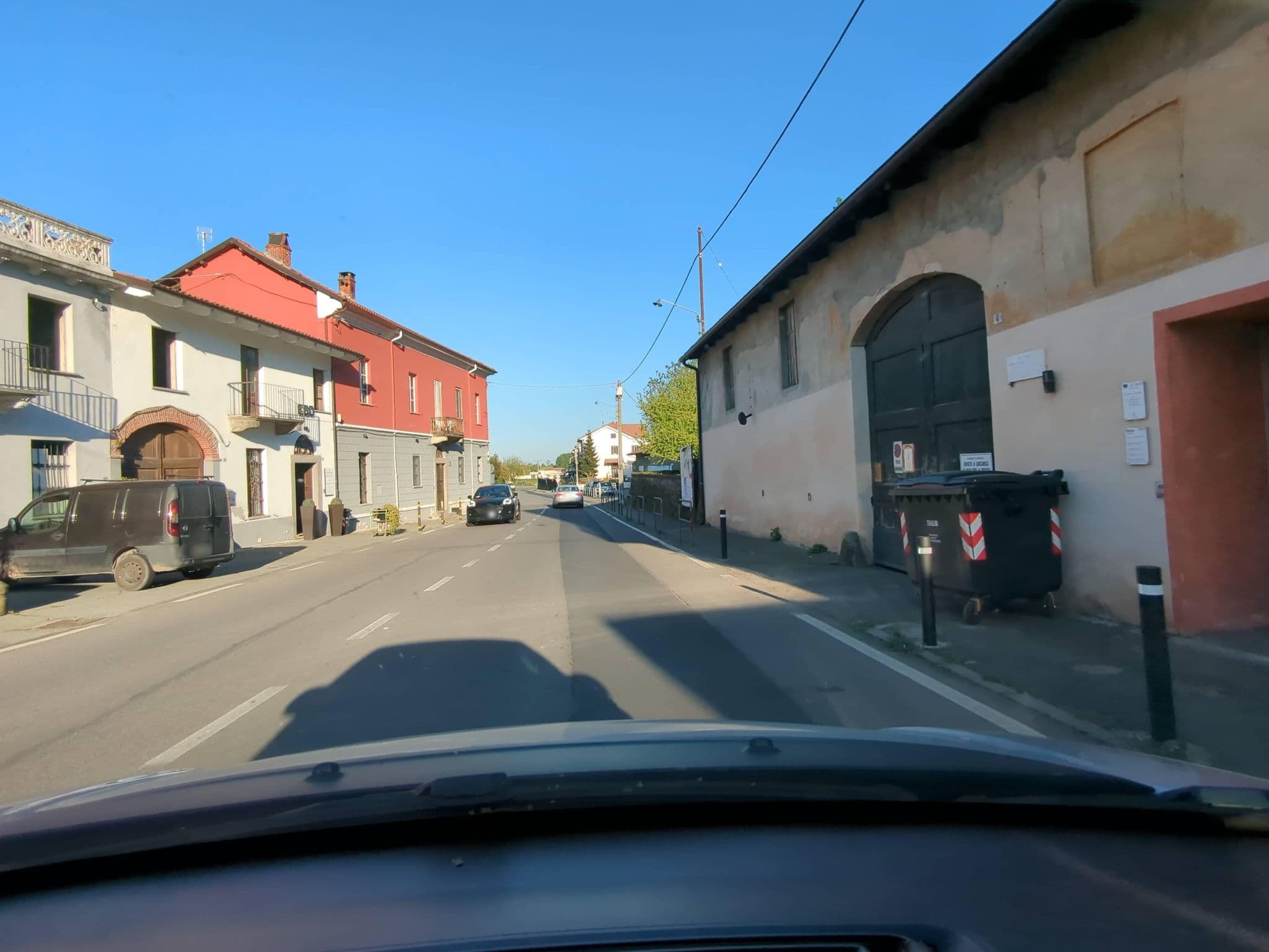 Street view near Green Park Hotel, Cavaglià — © musuruan (CC BY-SA · Mapillary)