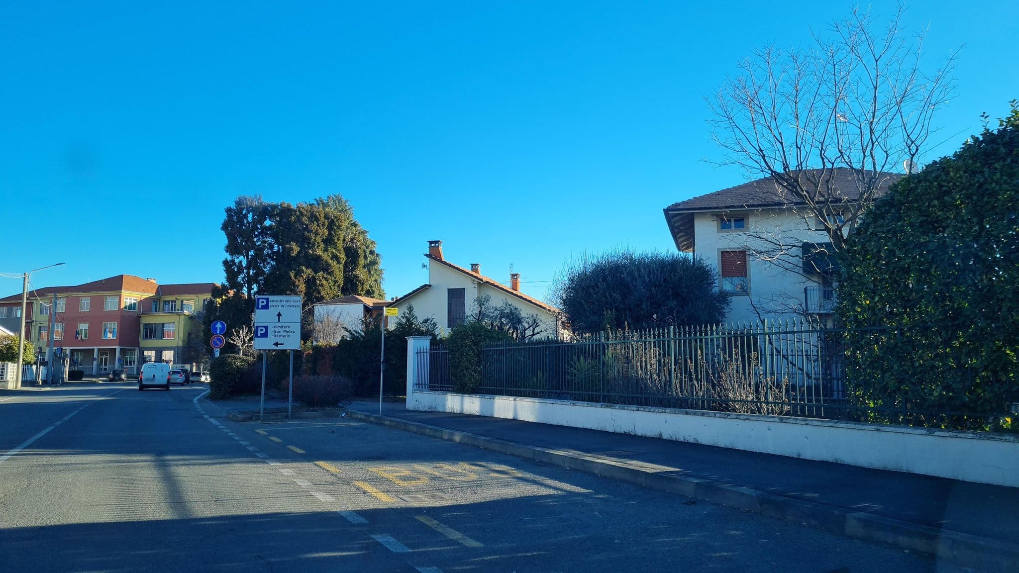 Street view near B&B Il Giardino del Vecchio Sughero, Candelo — © laniuscollurio (CC BY-SA · Mapillary)