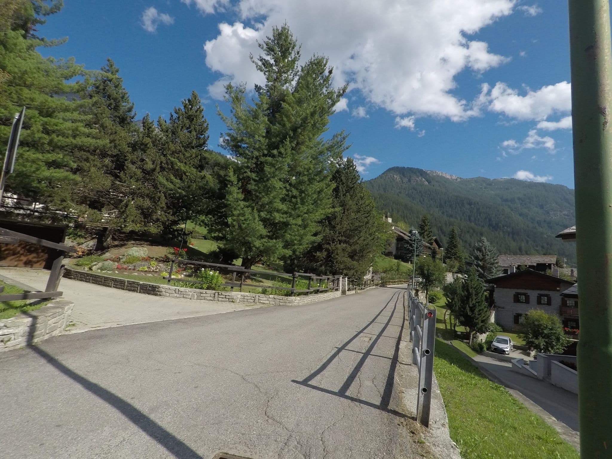 Street view near La Casina Di Vicky, Valtournenche — © bcostacurta (CC BY-SA · Mapillary)