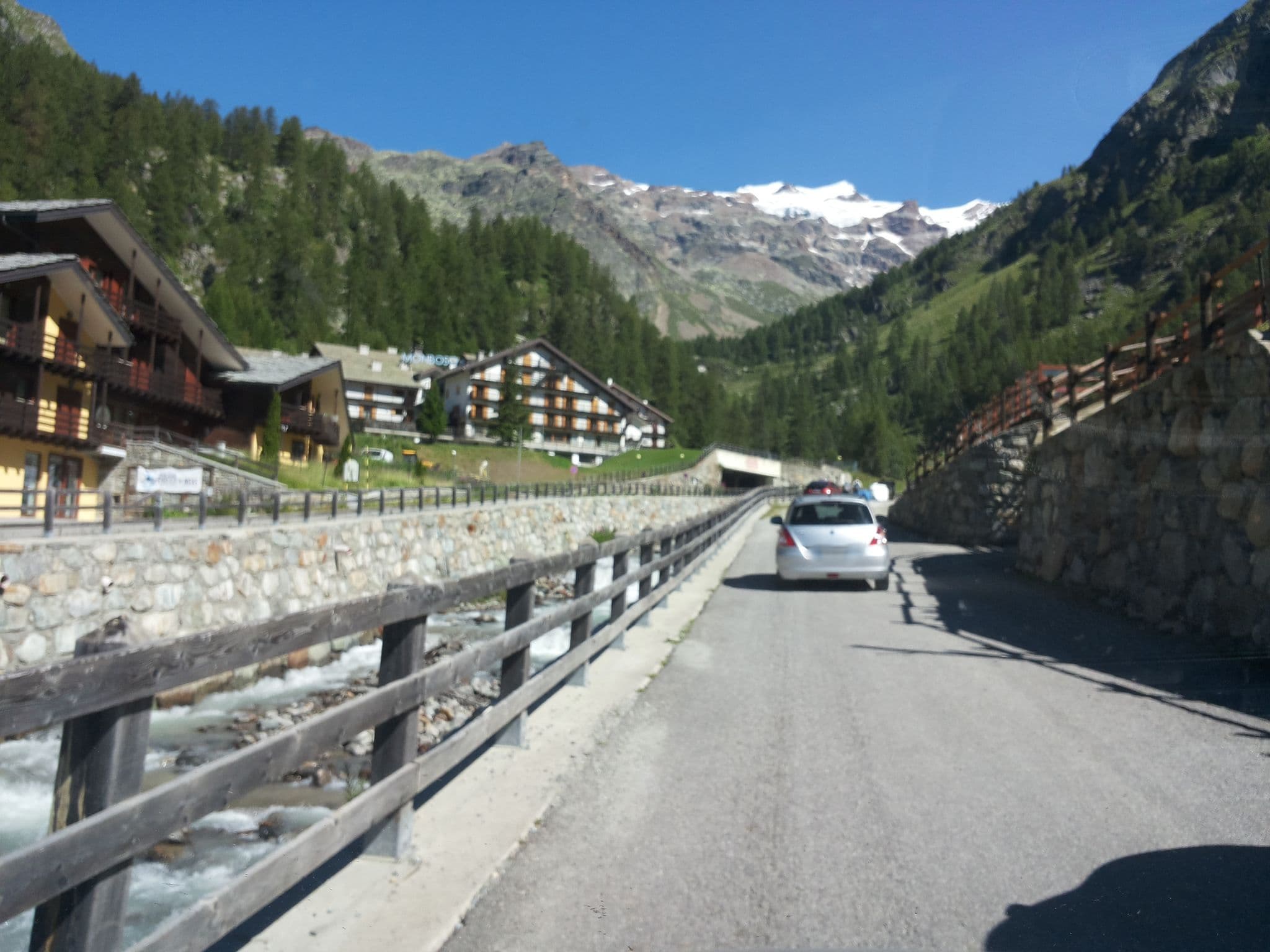 Street view near Residence Walsertal, Ayas — © musuruan (CC BY-SA · Mapillary)