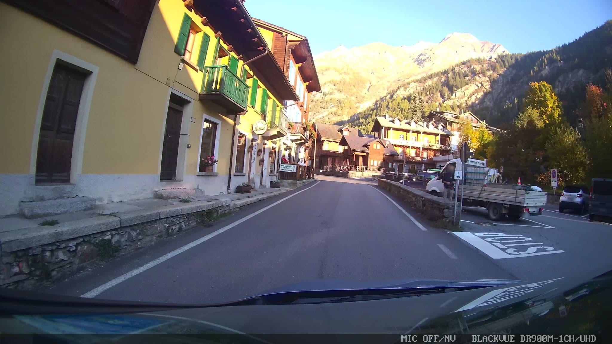 Street view near Albergo Zumstein Ristorante Bar, Pieve Vergonte — © jrachi (CC BY-SA · Mapillary)