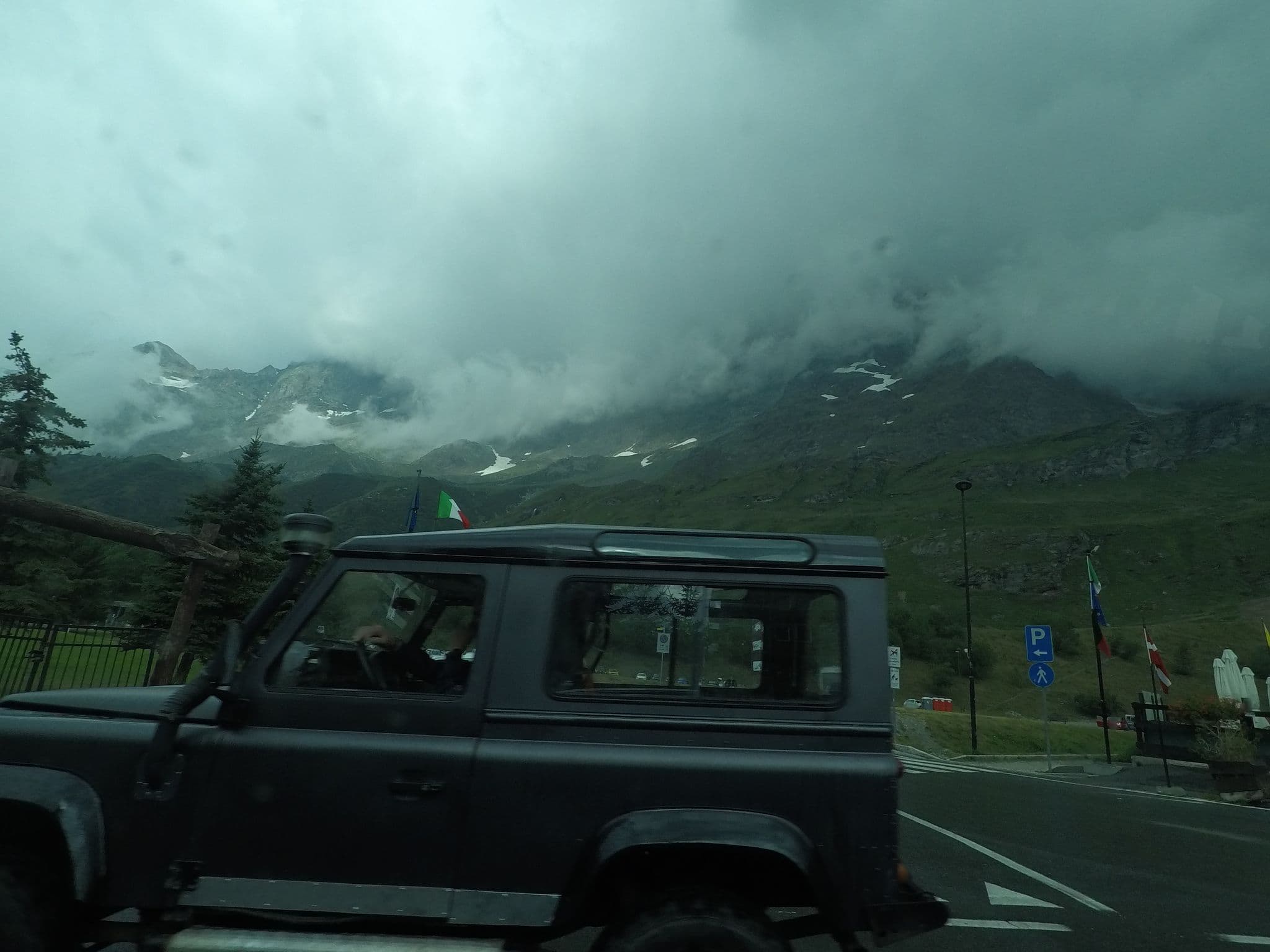 Street view near Du Mont Cervin di Maquignaz Luciano e C. SAS, Valtournenche — © bcostacurta (CC BY-SA · Mapillary)