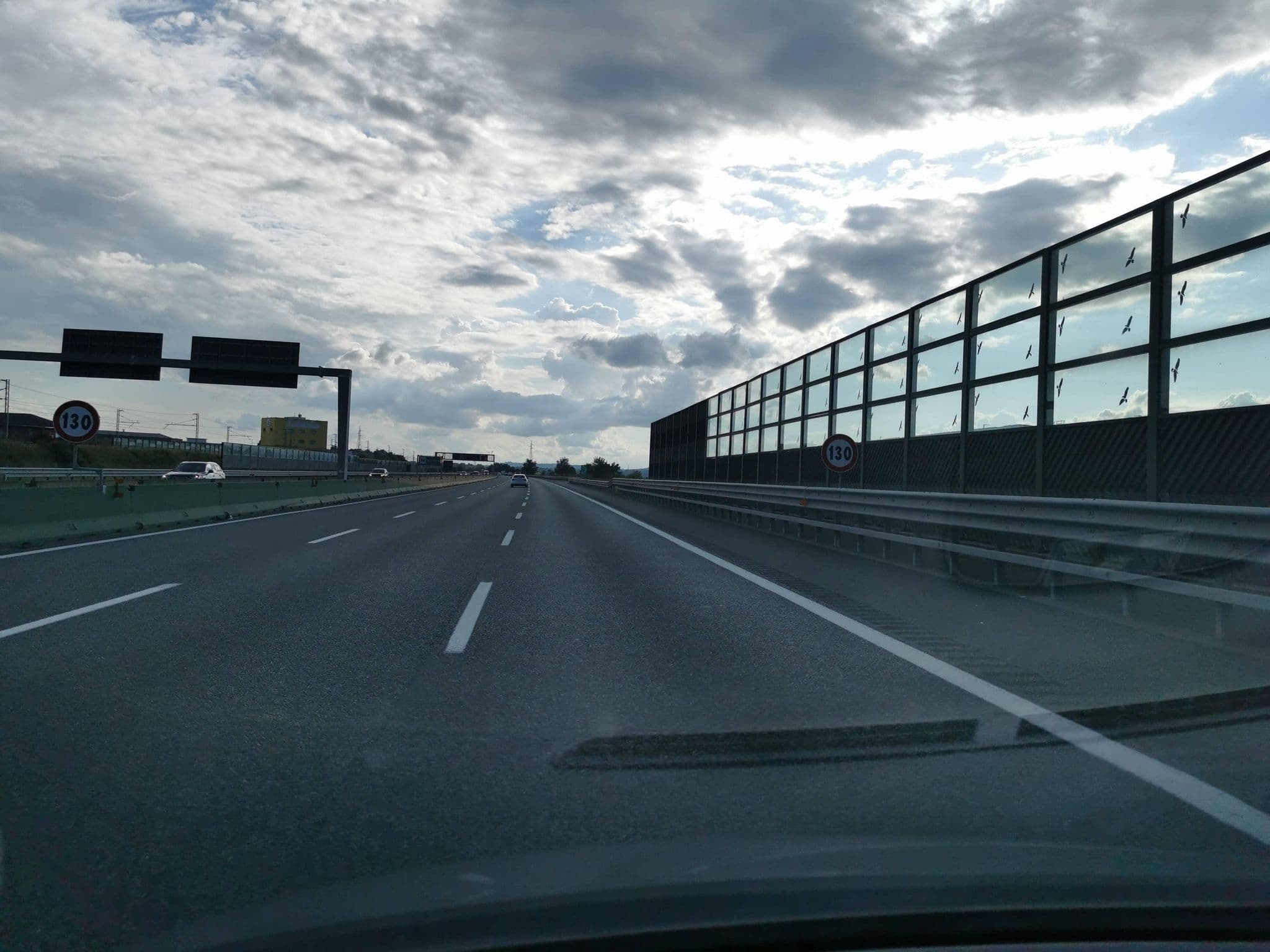 Street view near Hotel Stralis, Santhià — © canfe (CC BY-SA · Mapillary)
