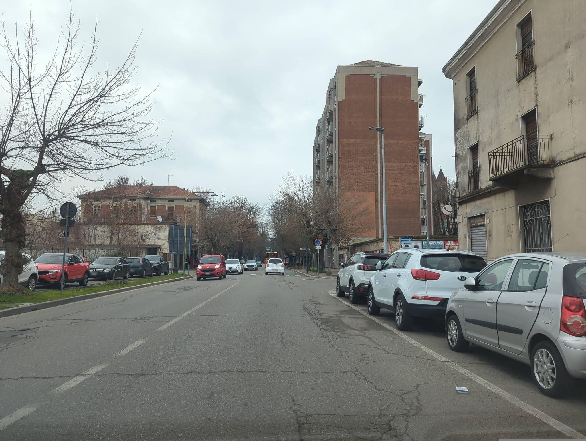 Street view near Albergo Ristorante Rondinella, Vercelli — © ivanbranco (CC BY-SA · Mapillary)