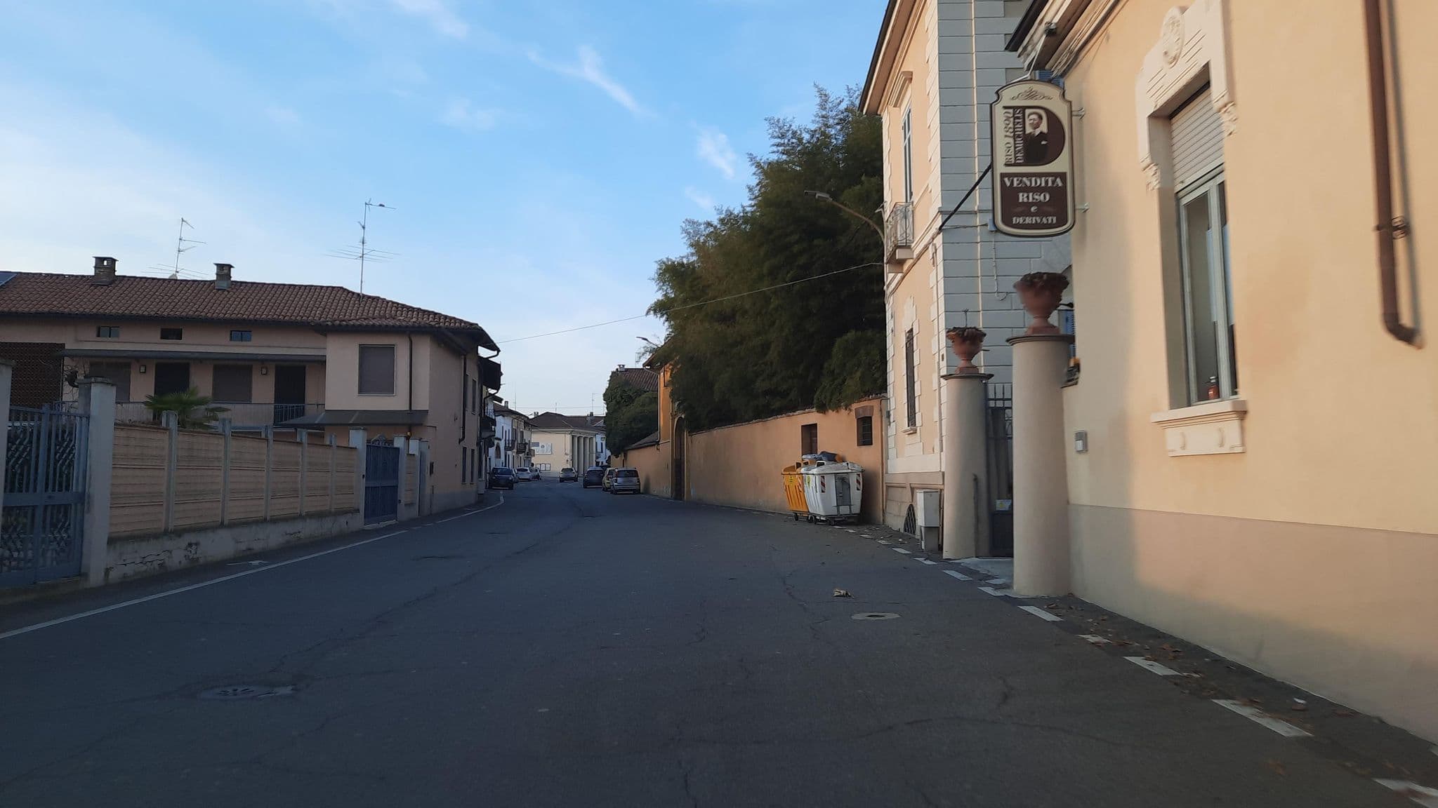 Street view near All'Asilo, Villanova Monferrato — © musuruan (CC BY-SA · Mapillary)