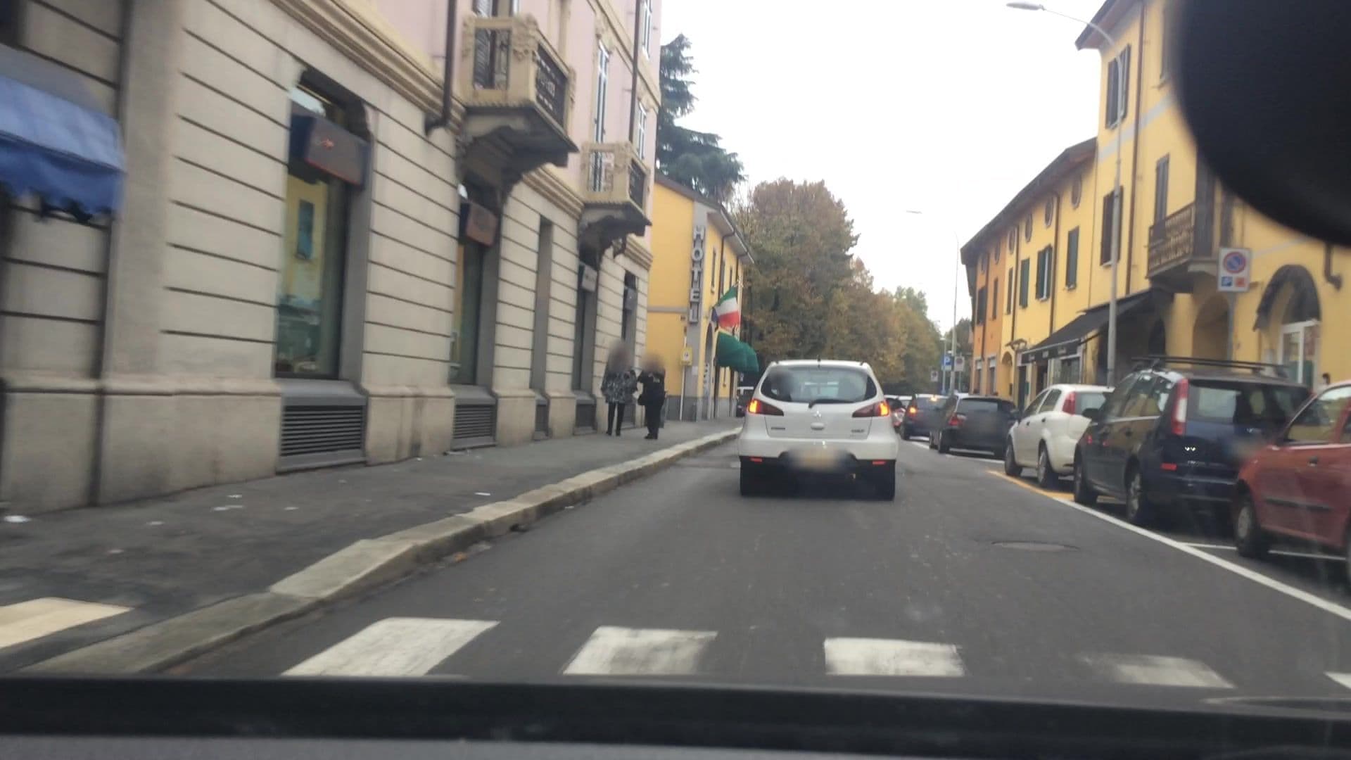 Street view near Albergo Piemonte SNC di Indraccolo Elena & C., Legnano — © lvl5 (CC BY-SA · Mapillary)