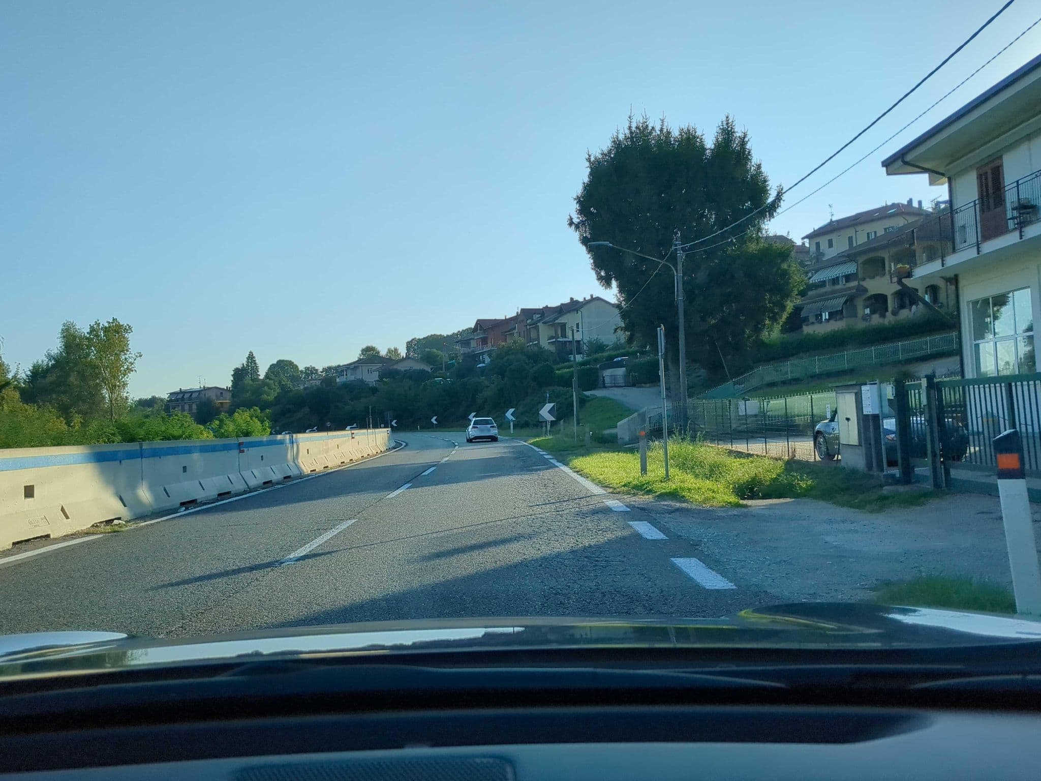 Street view near Forti SRL, Mercallo — © musuruan (CC BY-SA · Mapillary)
