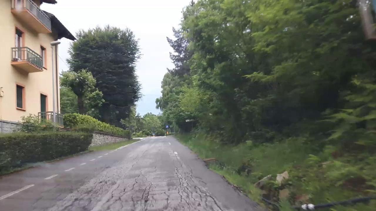 Street view near Hotel Alpino Fiorente, Stresa — © roadroid (CC BY-SA · Mapillary)