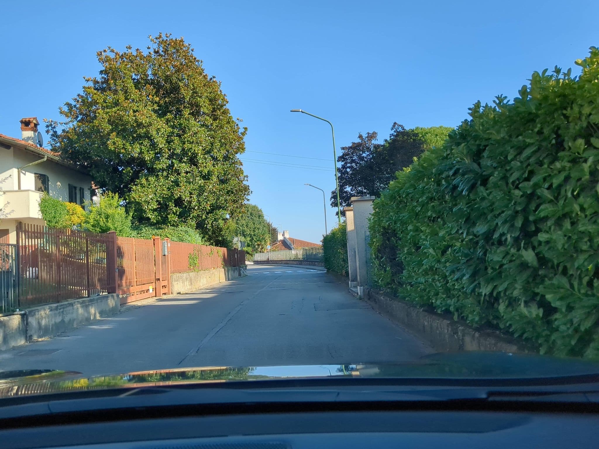 Street view near Villa Ermelinda, Comerio — © musuruan (CC BY-SA · Mapillary)