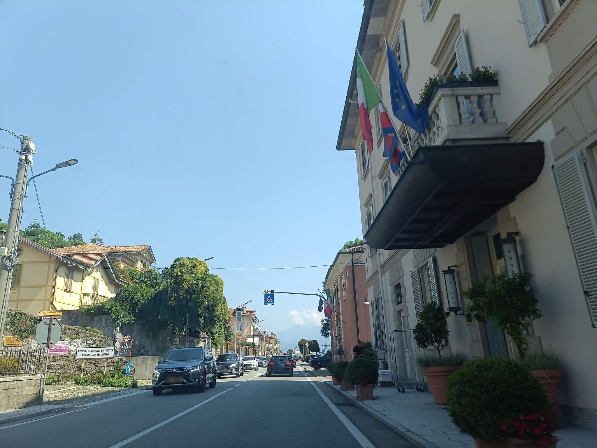 Street view near Albergo ghiffa SNC di cattaneo dario, Ghiffa — © namuit (CC BY-SA · Mapillary)