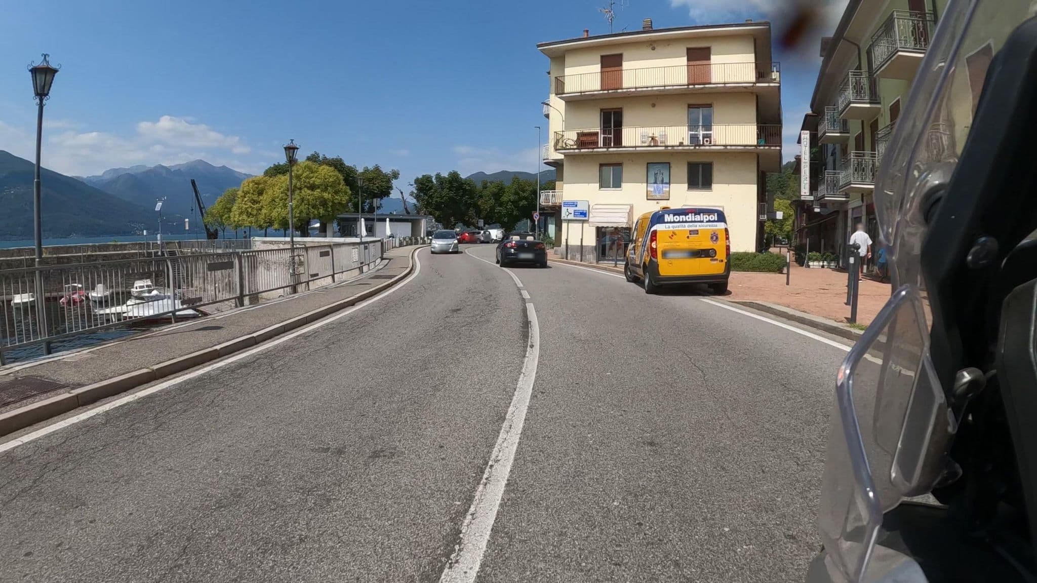 Street view near Albergo Magenta di Morandi Mauro & C. SAS, Luino — © crami (CC BY-SA · Mapillary)