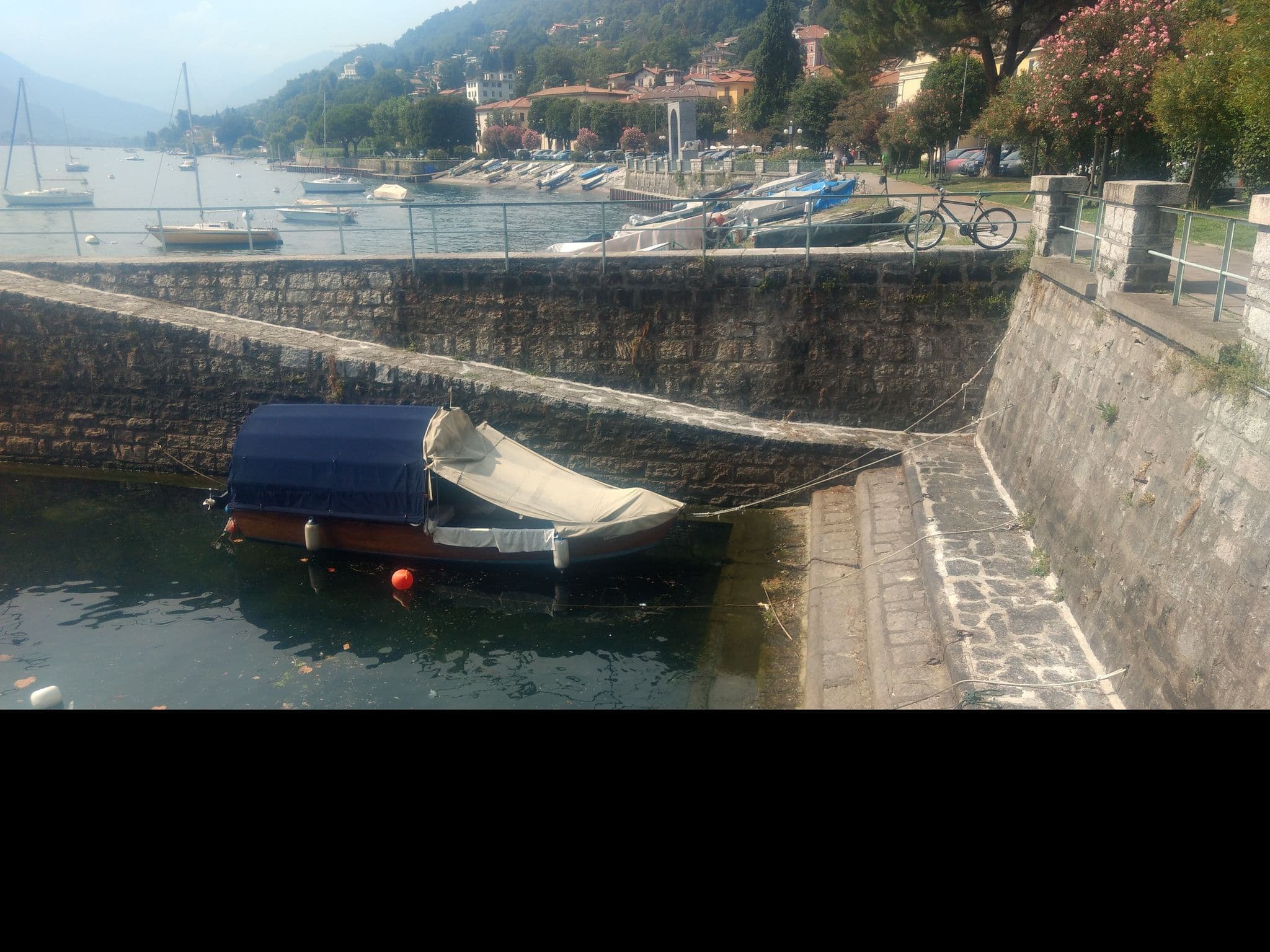 Street view near B&B Antica Pensione Suna, Verbania — © mapeadora (CC BY-SA · Mapillary)