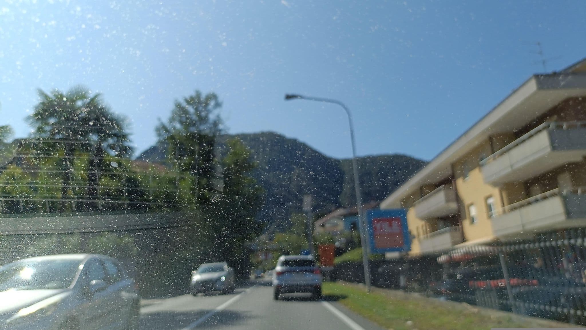 Street view near Regina e Oriente, Baveno — © namuit (CC BY-SA · Mapillary)