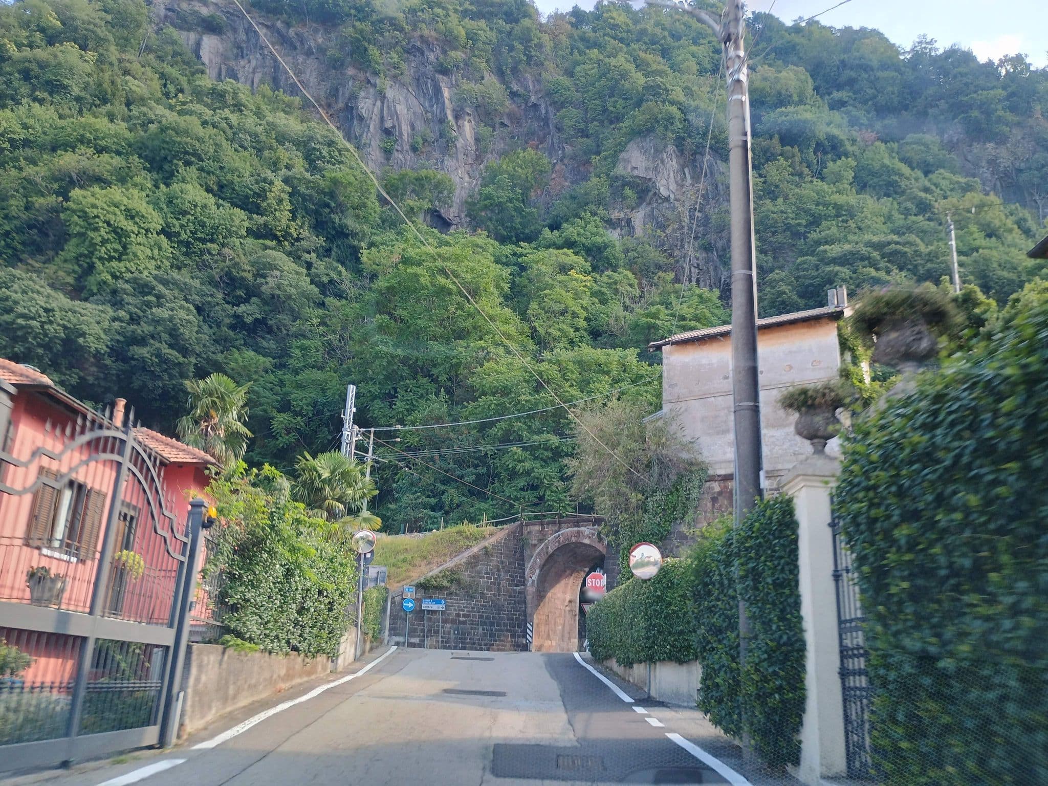 Street view near hotel Paradiso, Maccagno — © thetornado76 (CC BY-SA · Mapillary)