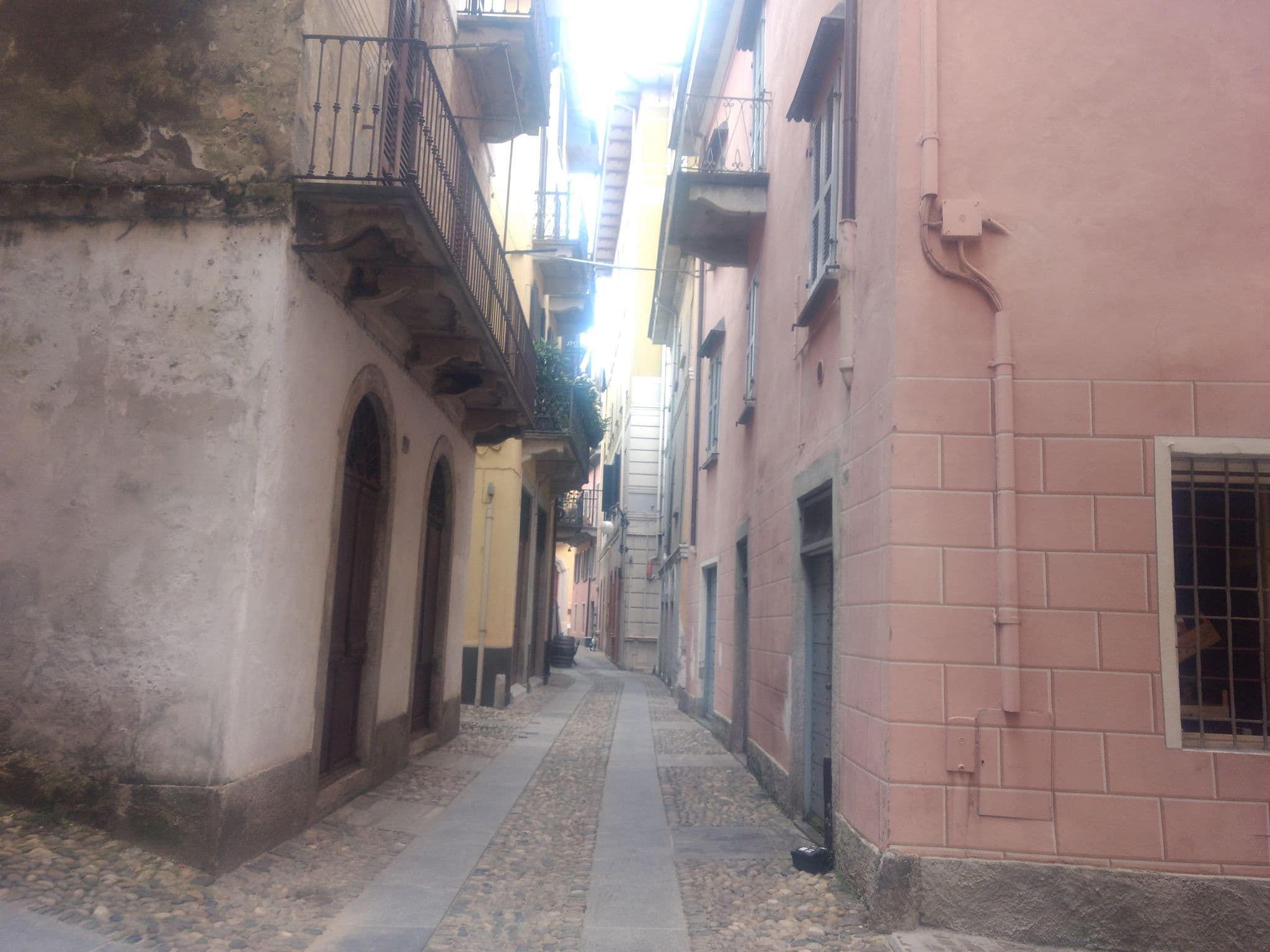 Street view near Hotel Pallanza, Verbania — © mapeadora (CC BY-SA · Mapillary)