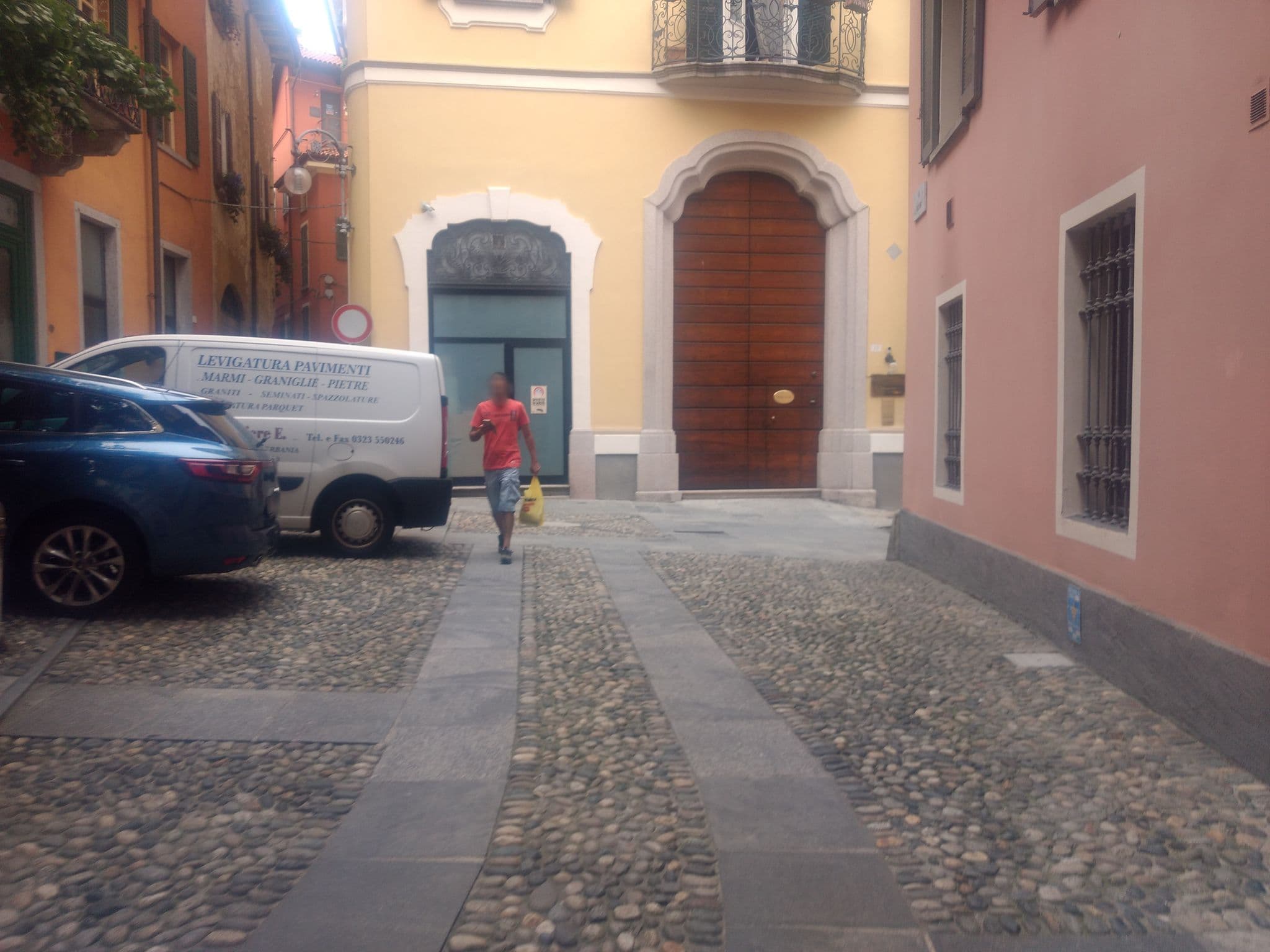 Street view near Hotel Belvedere, Verbania — © mapeadora (CC BY-SA · Mapillary)