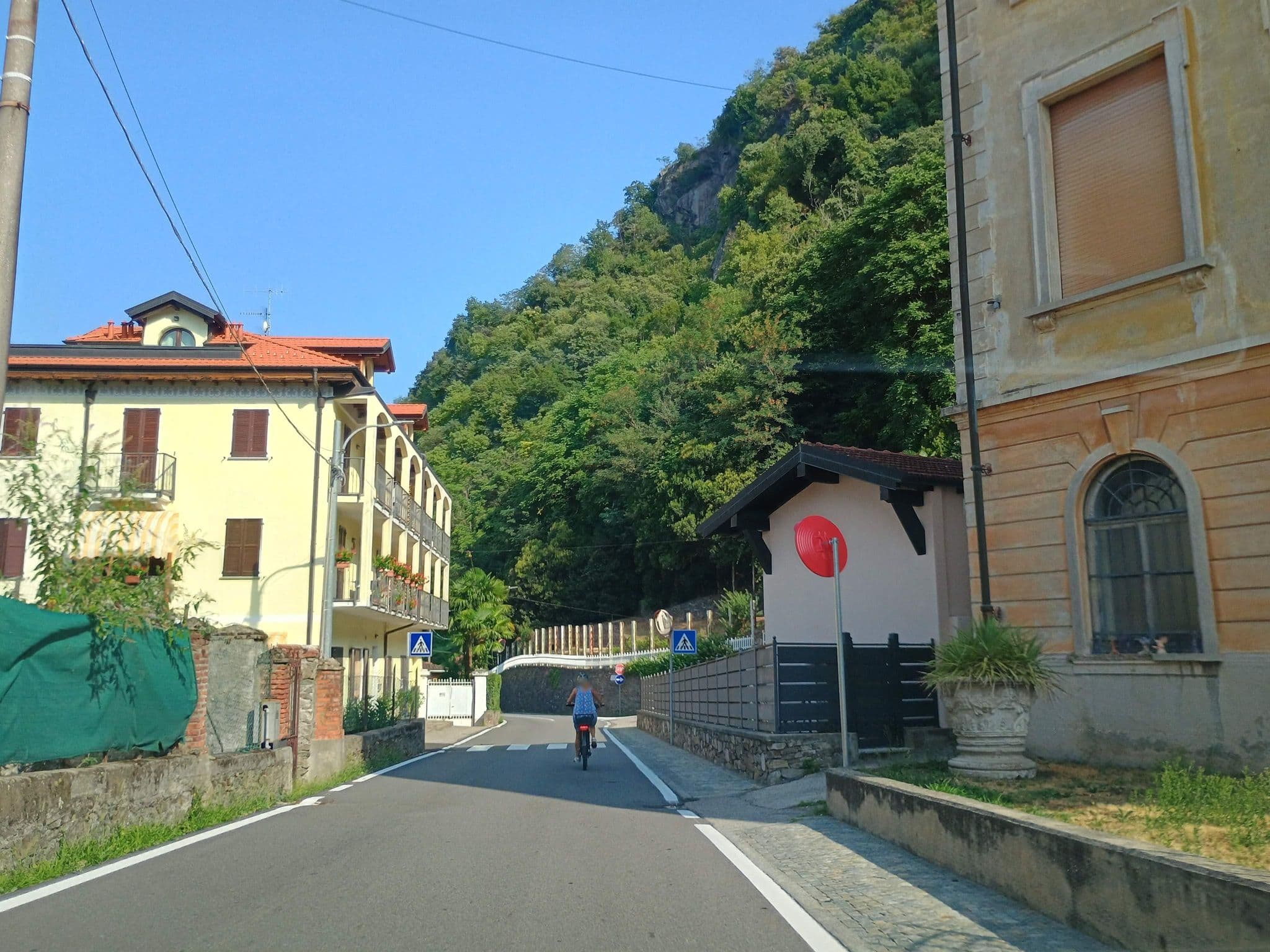 Street view near Casa Emmaus, Maccagno — © thetornado76 (CC BY-SA · Mapillary)