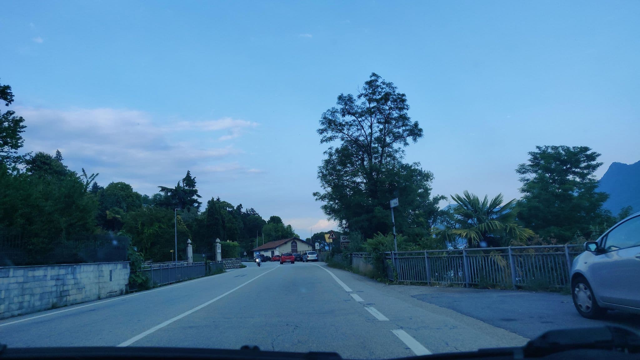 Street view near Zust, Ghiffa — © namuit (CC BY-SA · Mapillary)
