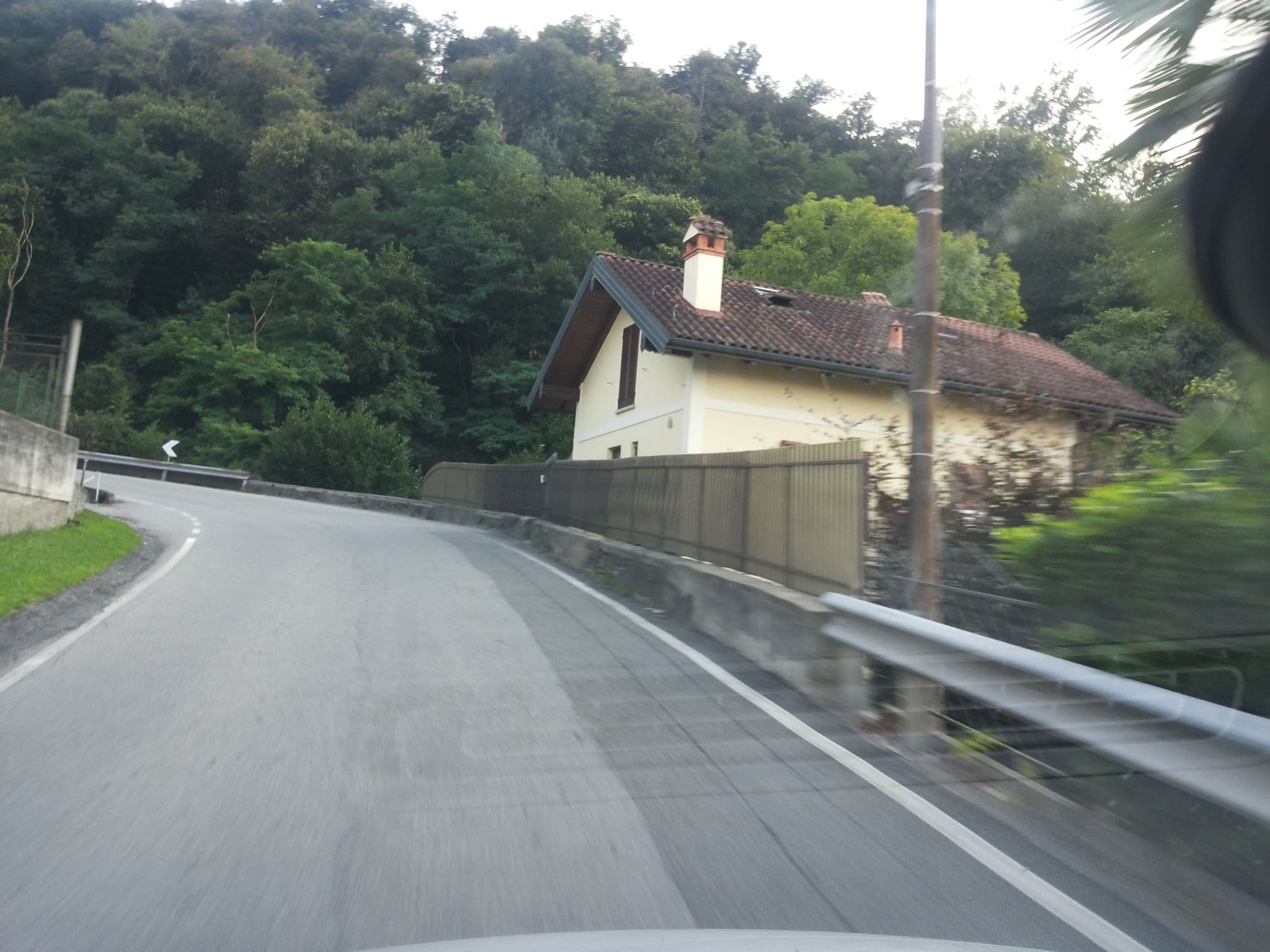 Street view near Collegio Rosmini, Stresa — © musuruan (CC BY-SA · Mapillary)