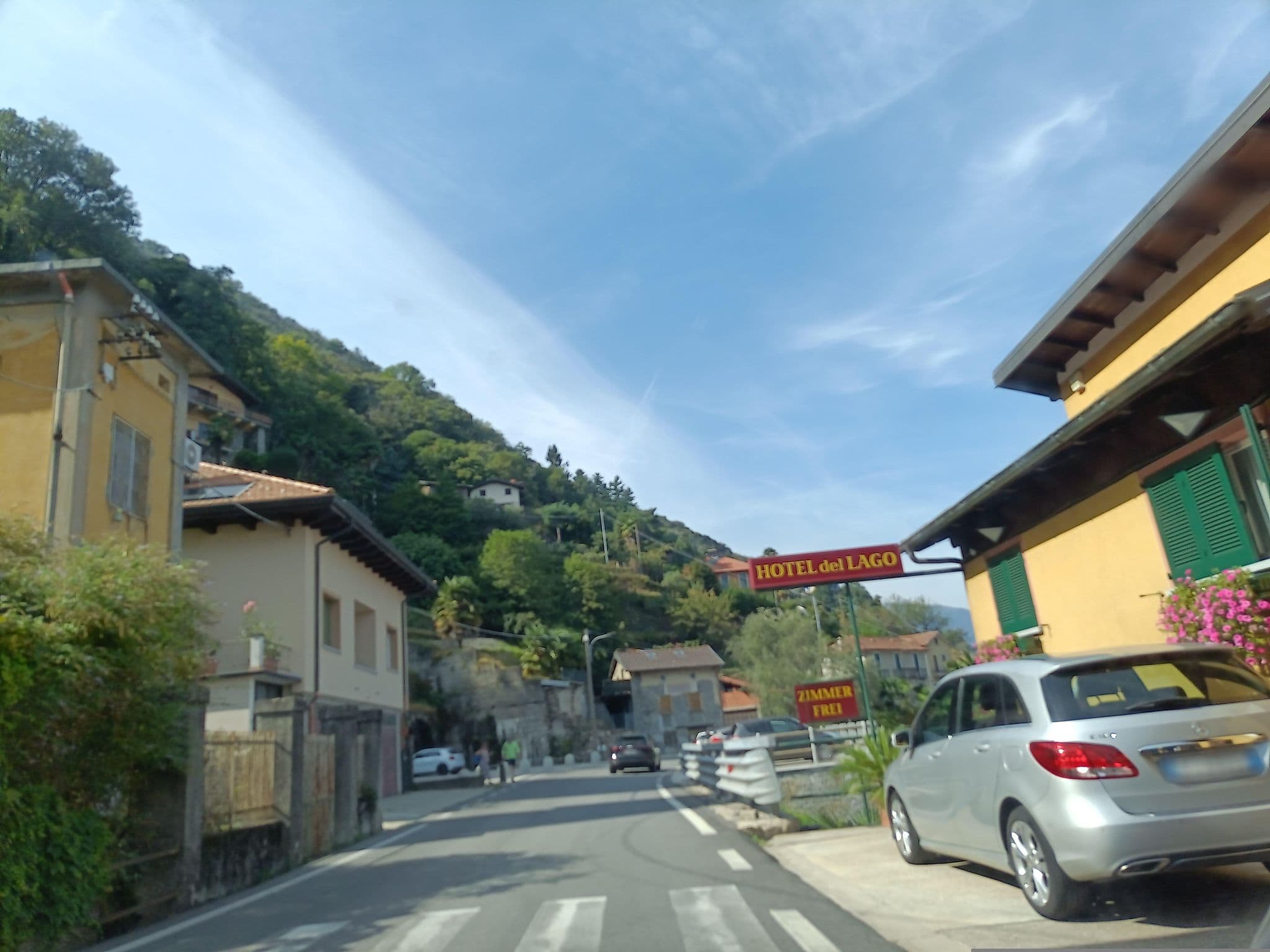 Street view near Hotel del Lago, Maccagno — © namuit (CC BY-SA · Mapillary)