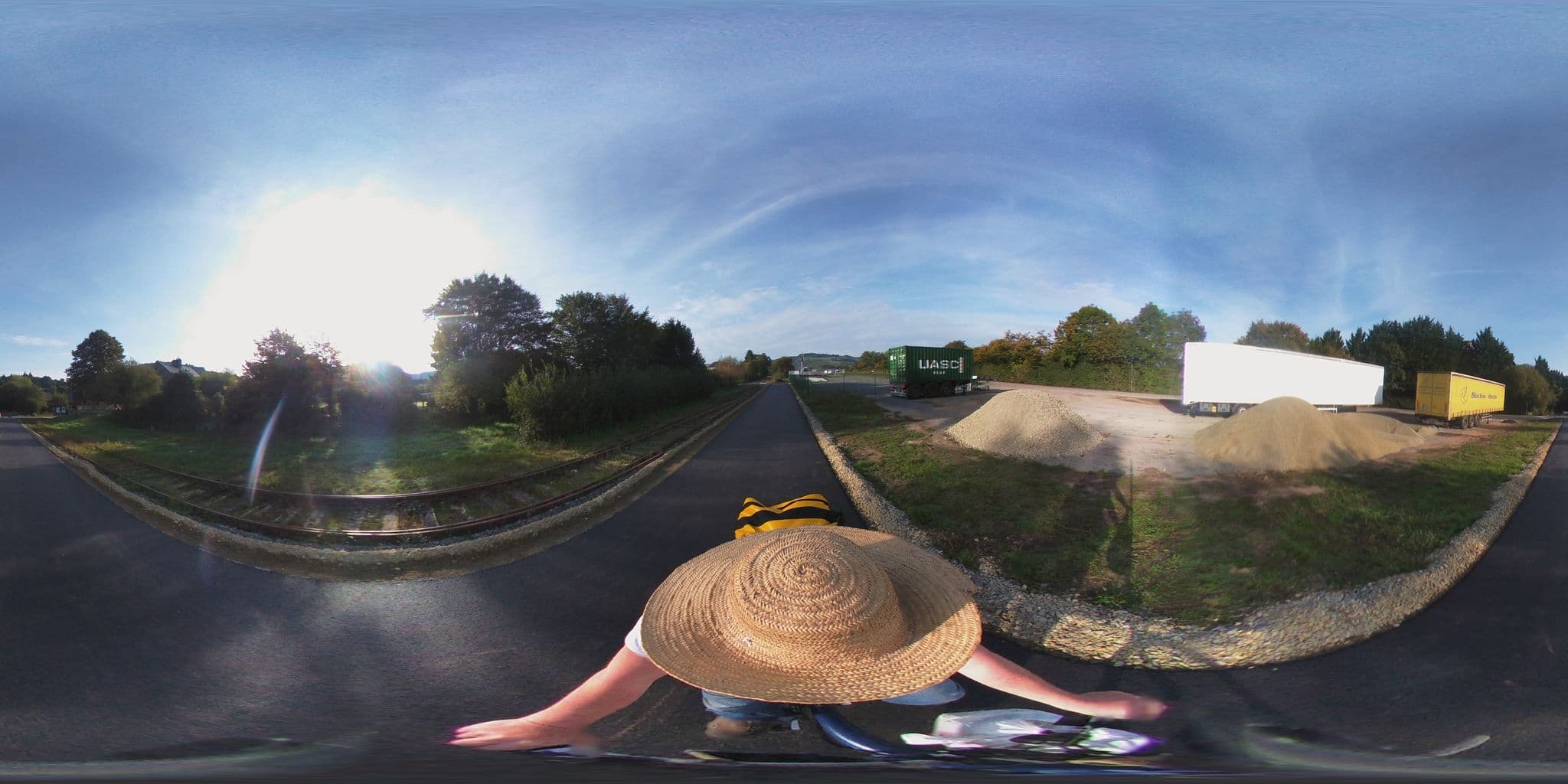 Street view near Aire de camping-cars communale de Saint-Rémy Sur Orne, Clécy — © geovelo (CC BY-SA · Mapillary)