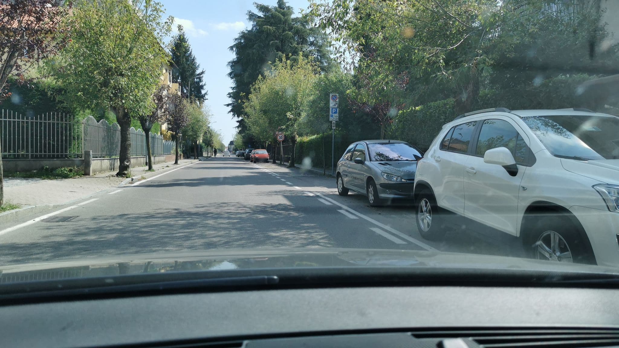 Street view near Amici, Turate — © savex67 (CC BY-SA · Mapillary)