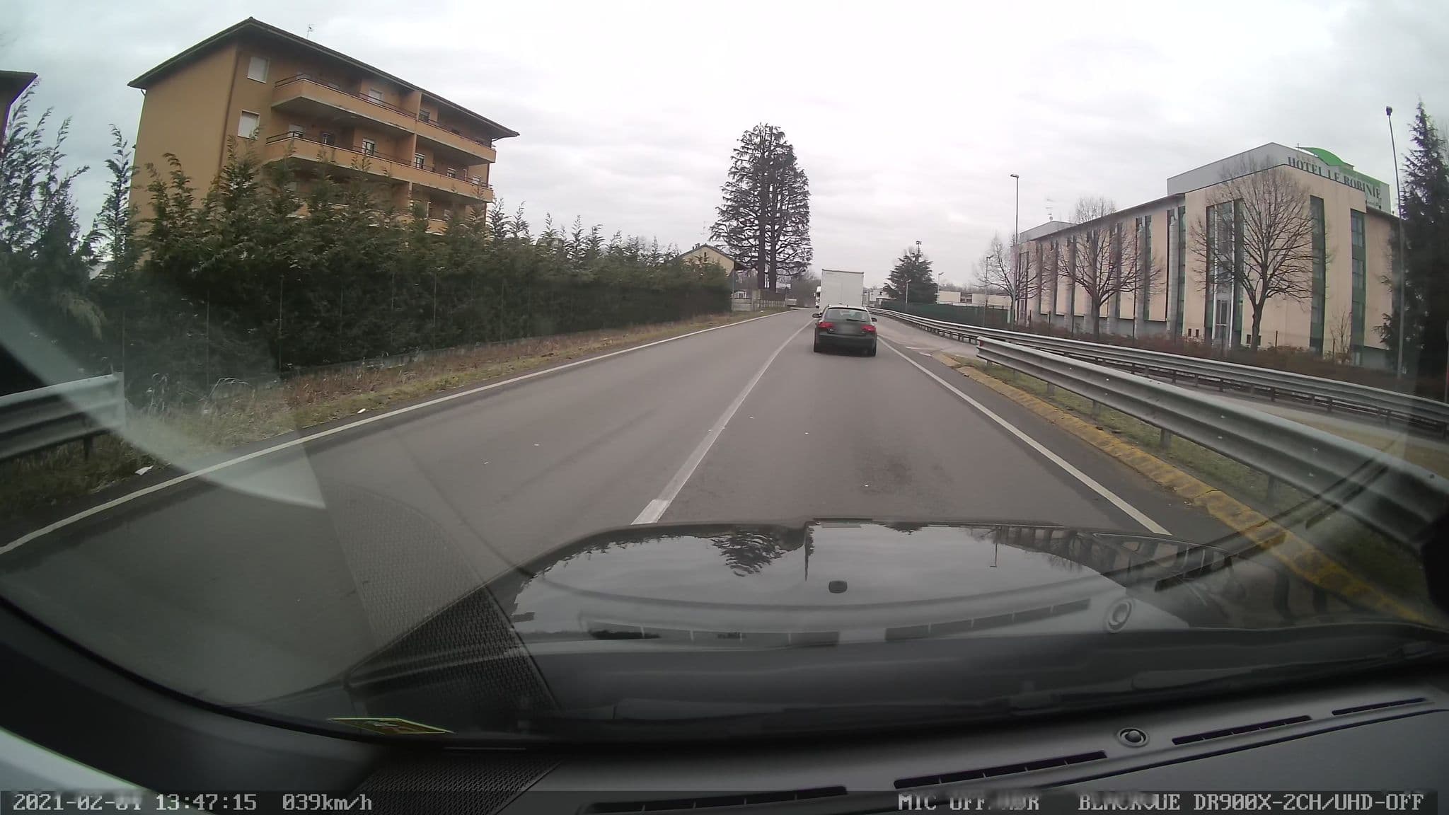 Street view near Villa Olona SPA, Olgiate Olona — © vitooptimon (CC BY-SA · Mapillary)