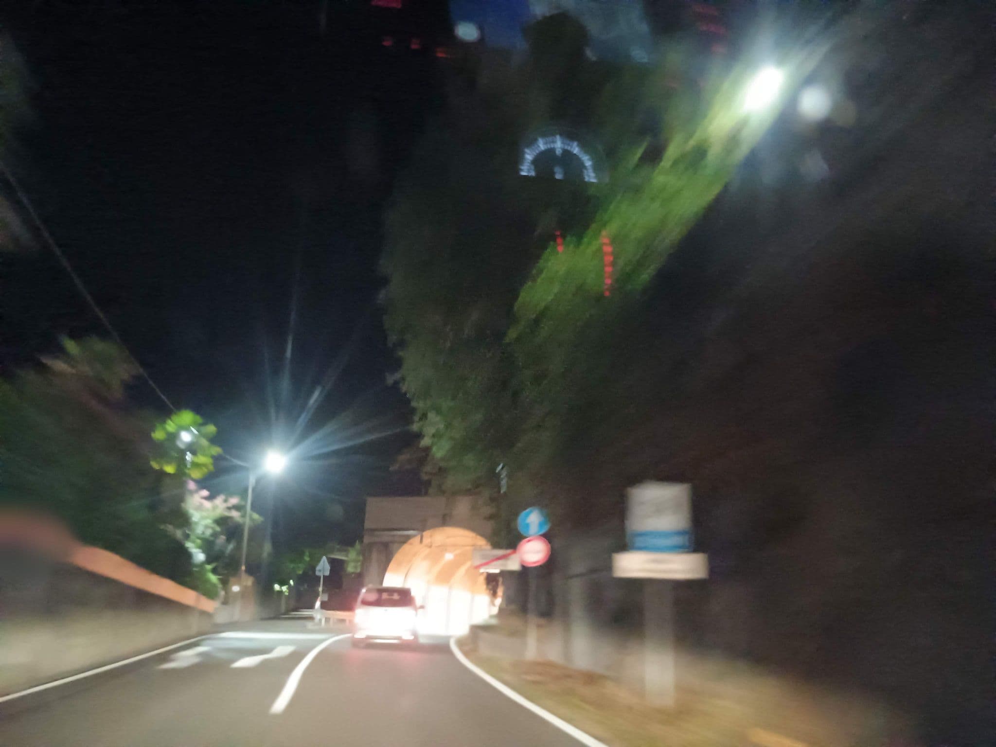 Street view near Camin Hotel Colmegna, Maccagno — © thetornado76 (CC BY-SA · Mapillary)