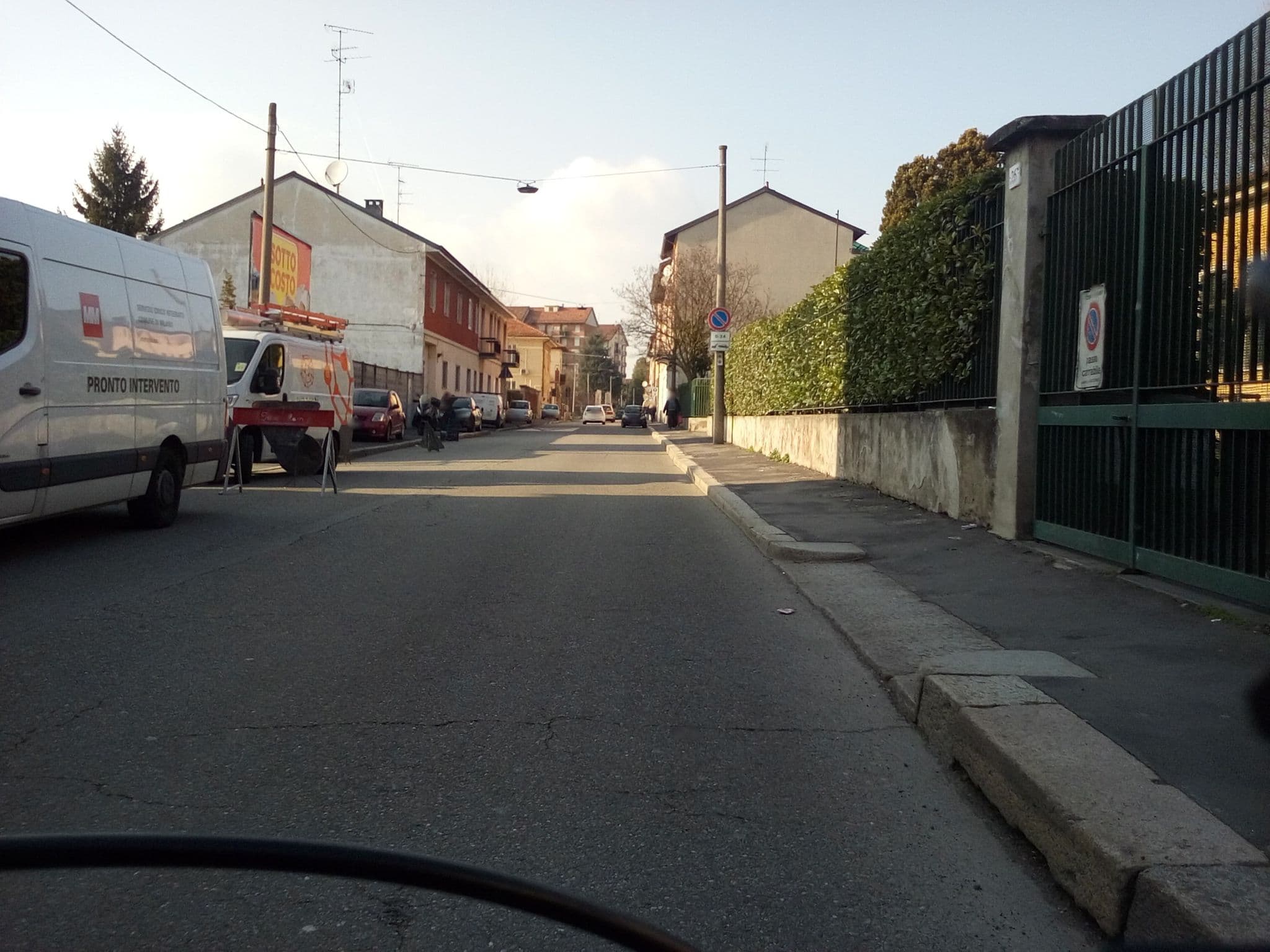 Street view near Il Filo d'Erba, Cesano Boscone — © ciava01 (CC BY-SA · Mapillary)