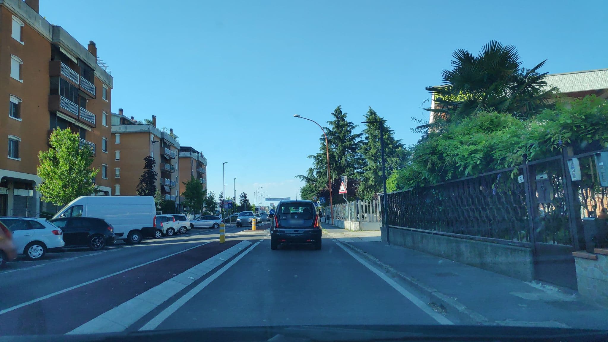 Street view near B&B Humana, Rozzano — © marcuscalabresus (CC BY-SA · Mapillary)