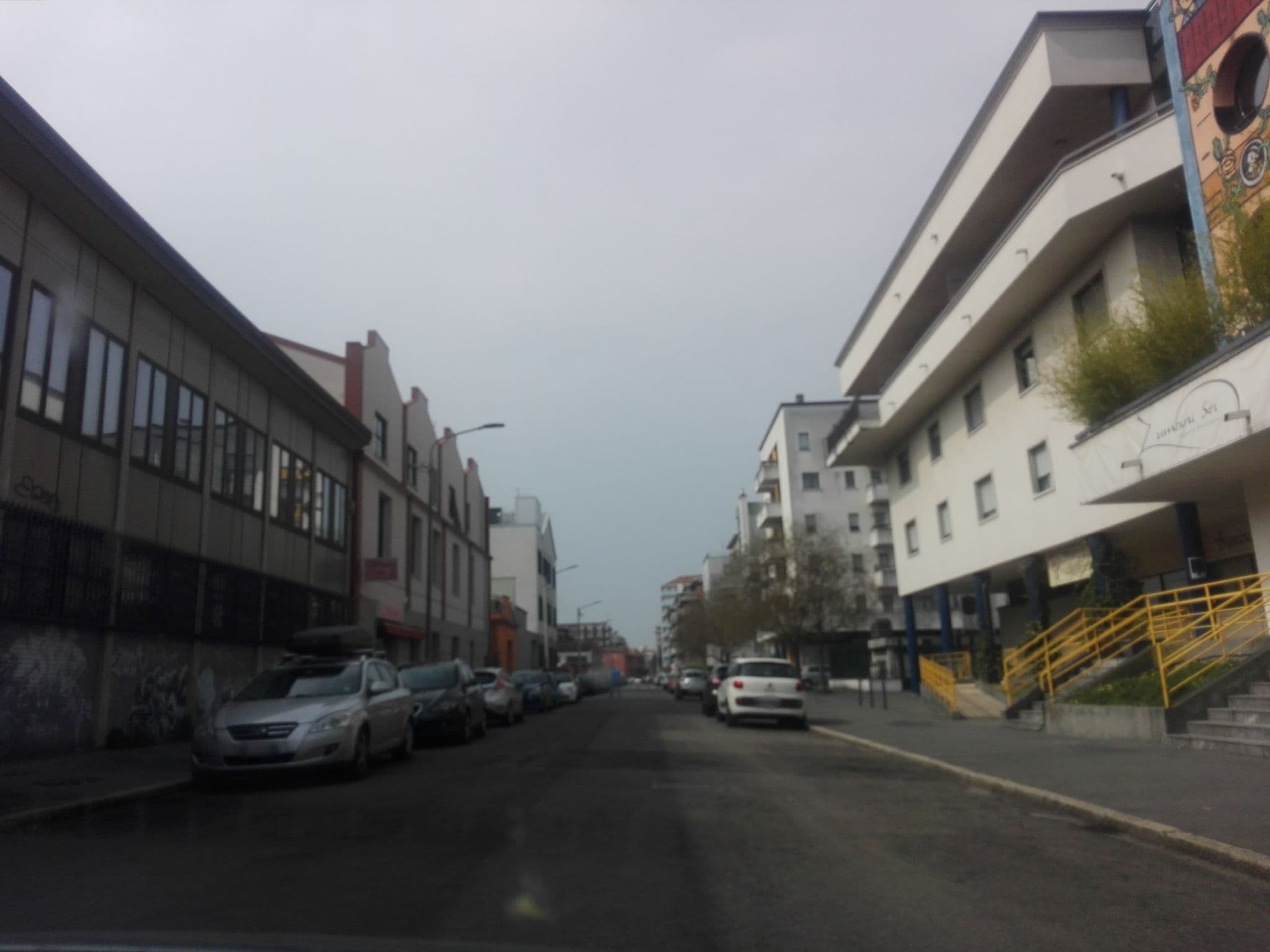 Street view near Hotel Residence Zumbini 6, Milan — © silviaberra (CC BY-SA · Mapillary)