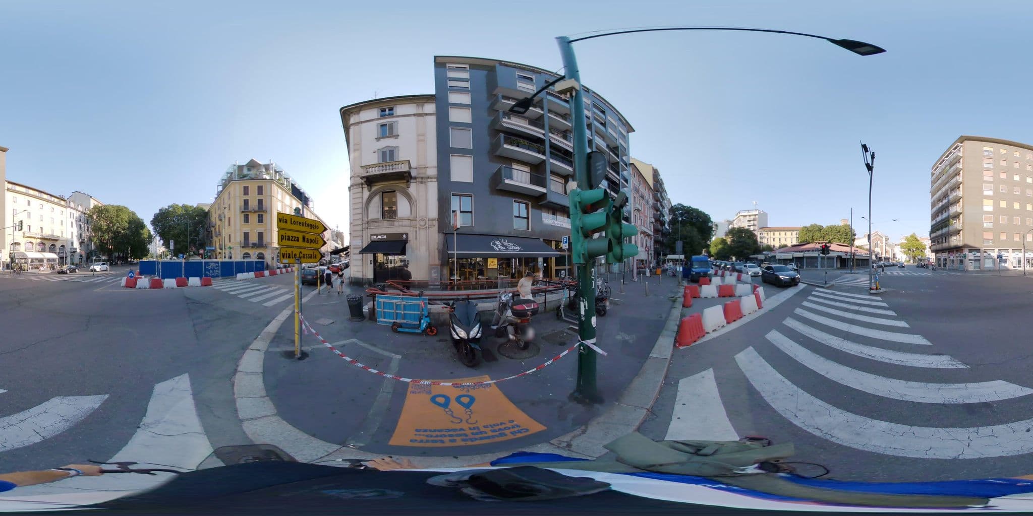Street view near Hotel Nuovo Marghera, Chinatown — © mapconcierge (CC BY-SA · Mapillary)