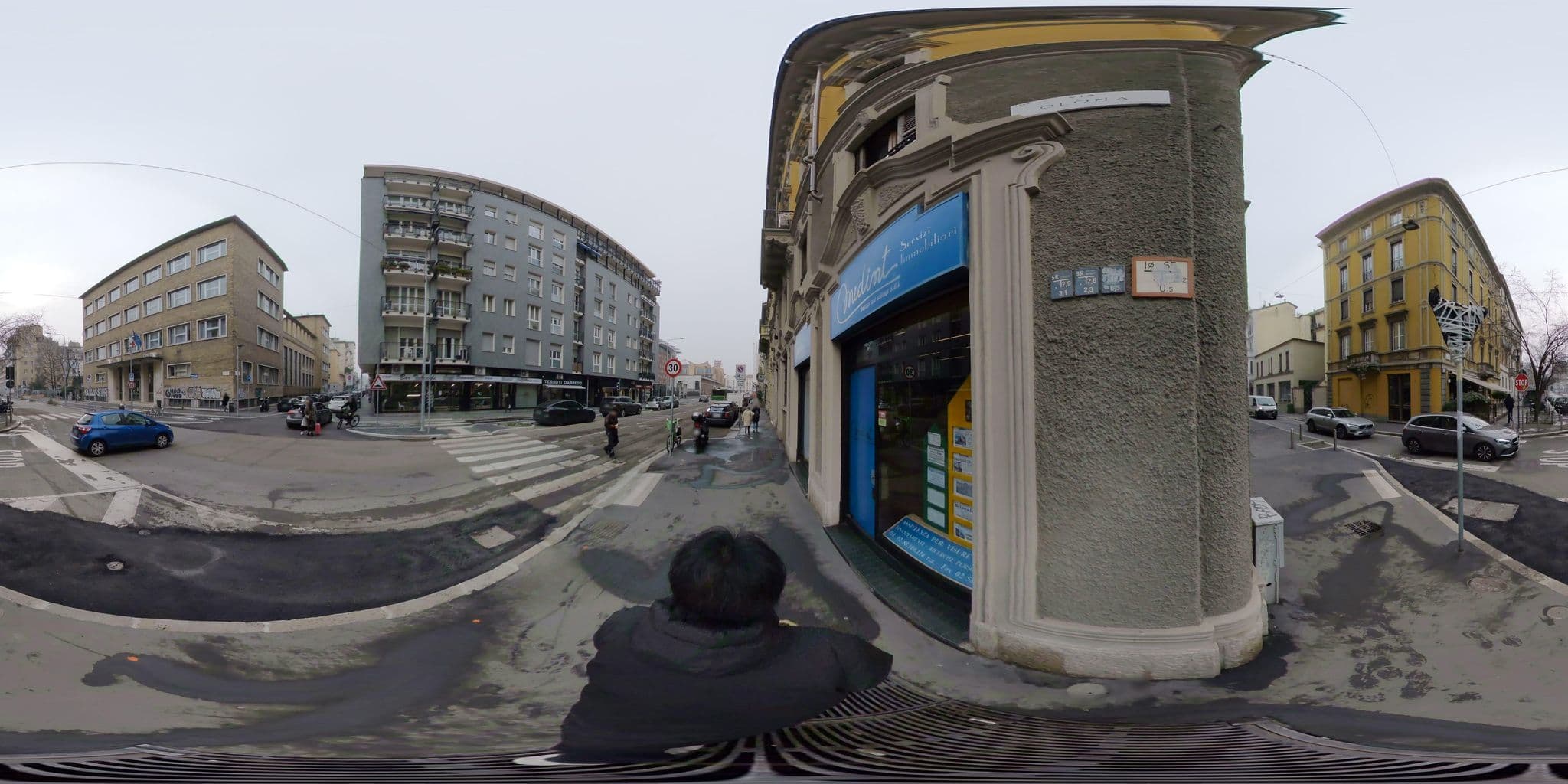 Street view near Casa Ariberto, Milan — © akiyoshiii213 (CC BY-SA · Mapillary)